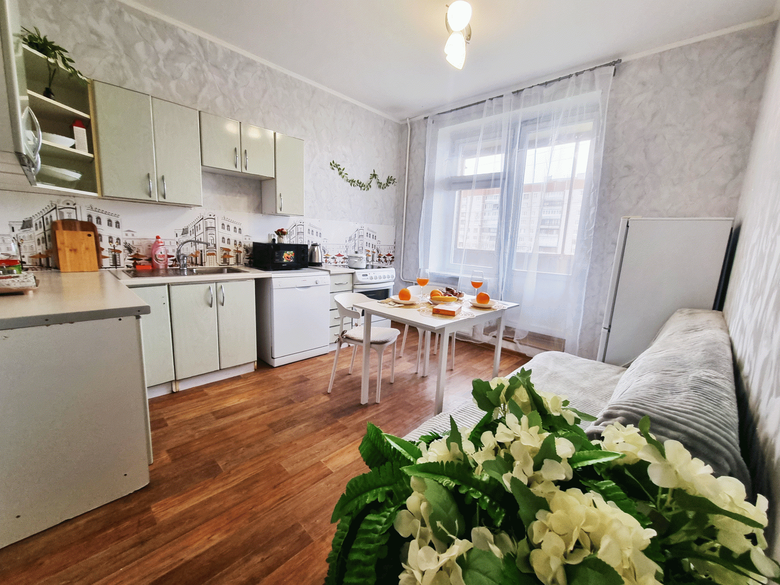 Уютная квартира "Летний Сад" у метро Комендантский проспект