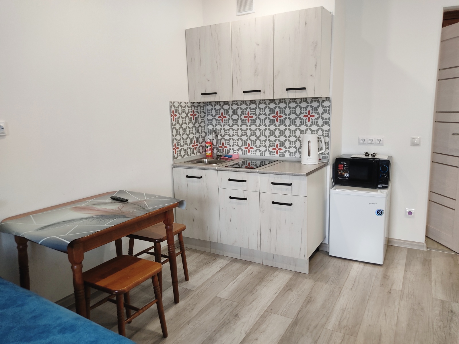 Пара суток на Авиаторов Балтики 25