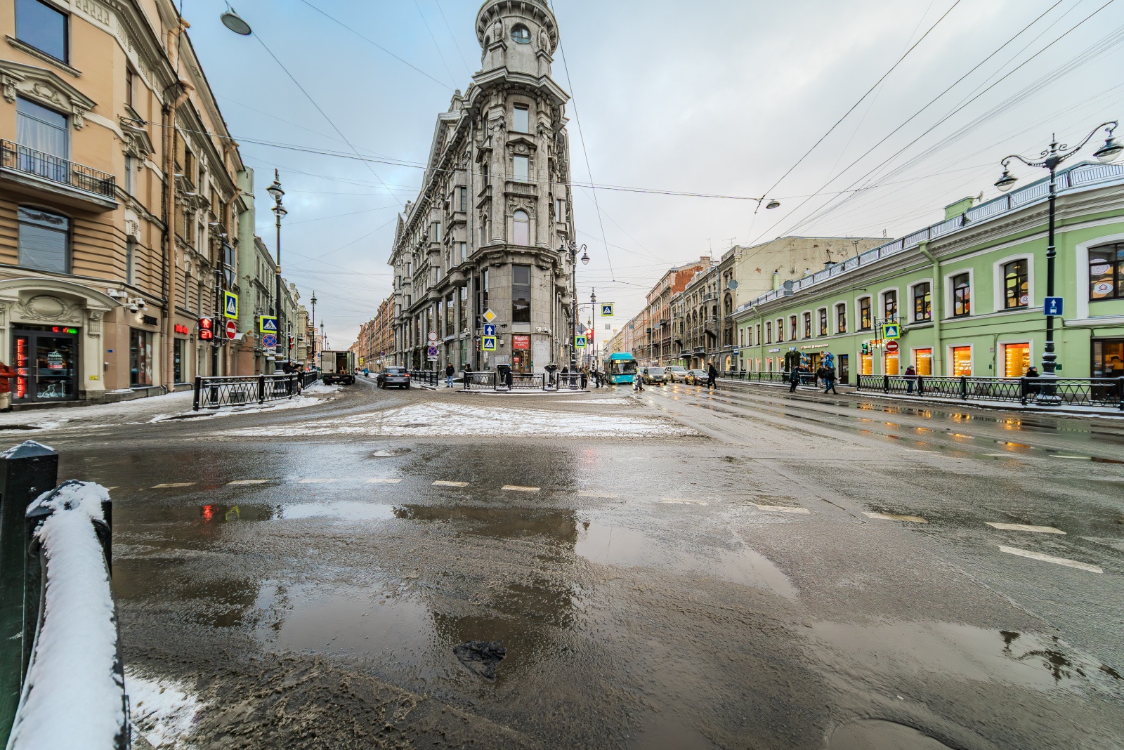 Коломенская 10