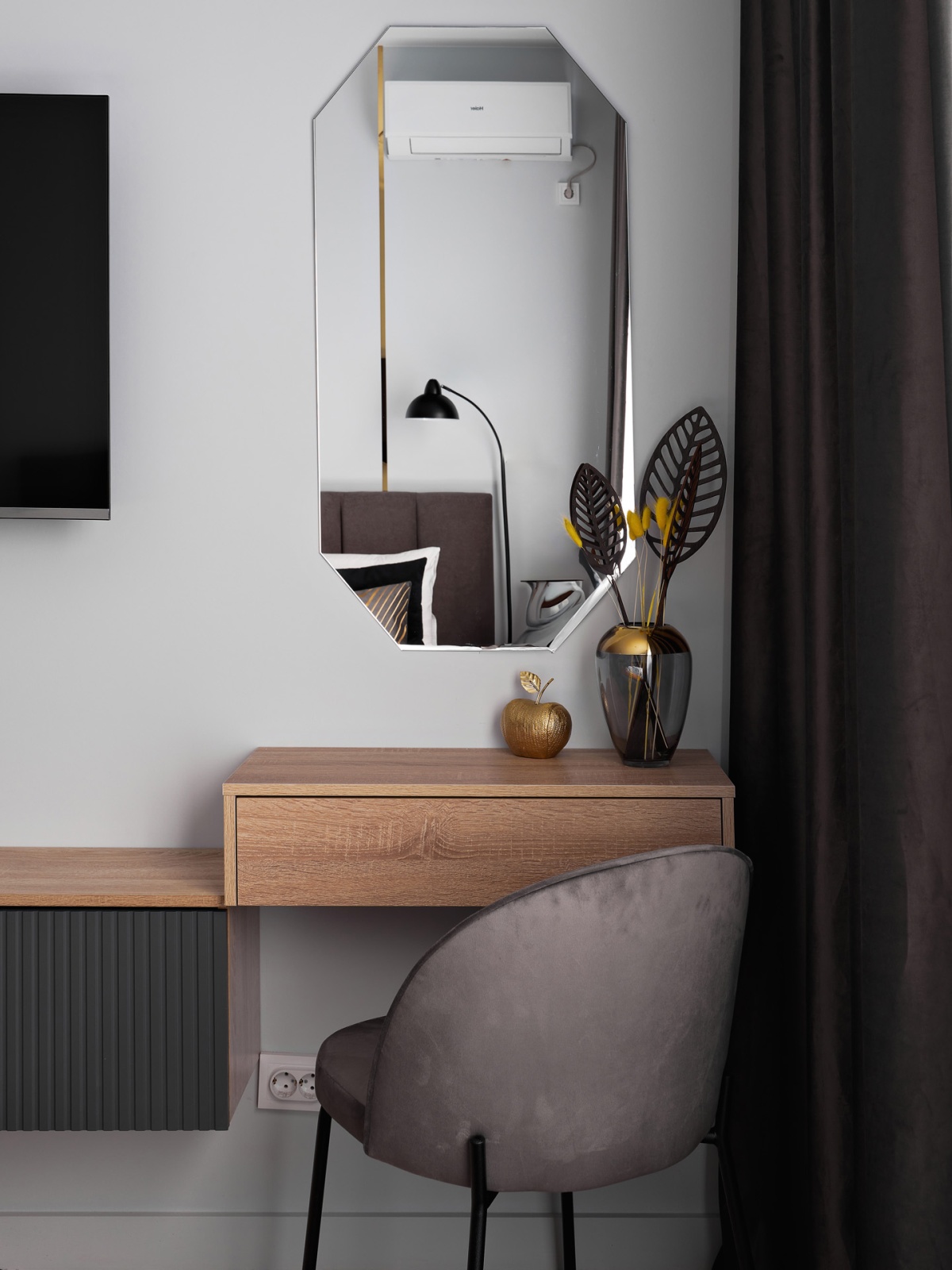 Студия у метро Приморская "Капучино"