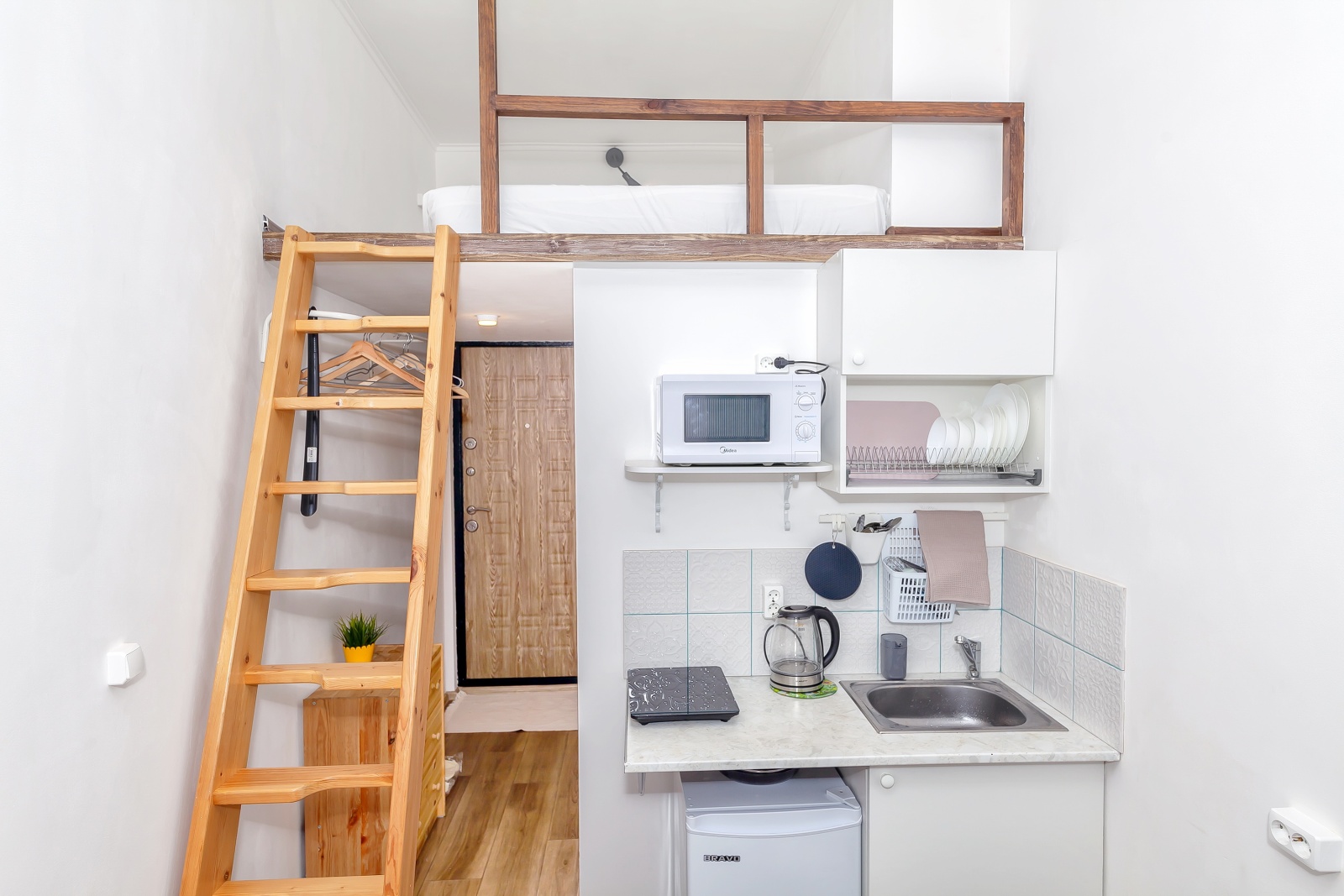 Студия на Васильевском острове