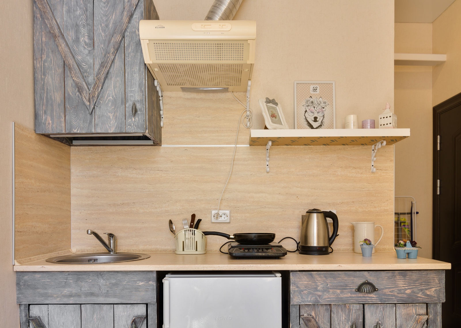 Студия Светлая