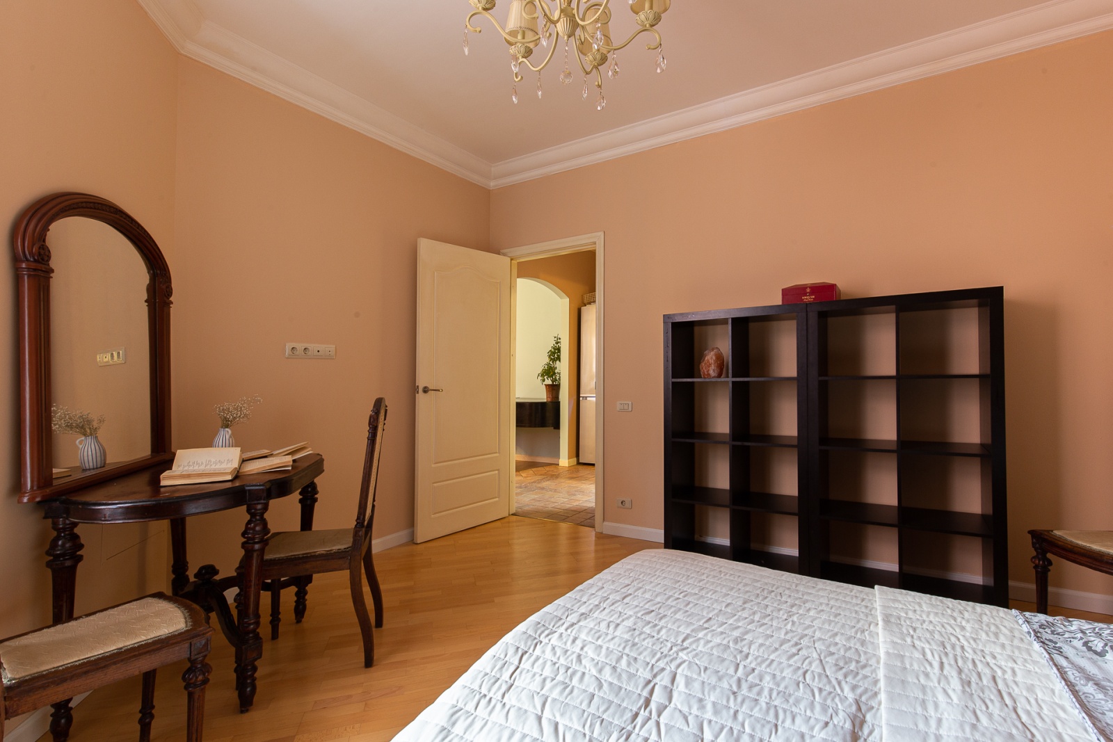 Трехкомнатные апартаменты UPiter (евротрешка) 100 м2 в центре Петербурга
