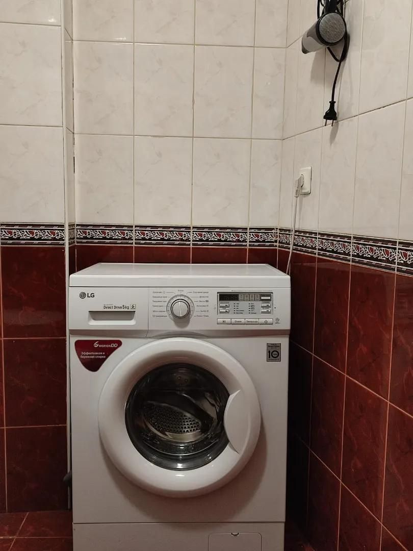 3-комнатная квартира в бывшем особняке князя Трубецкого.