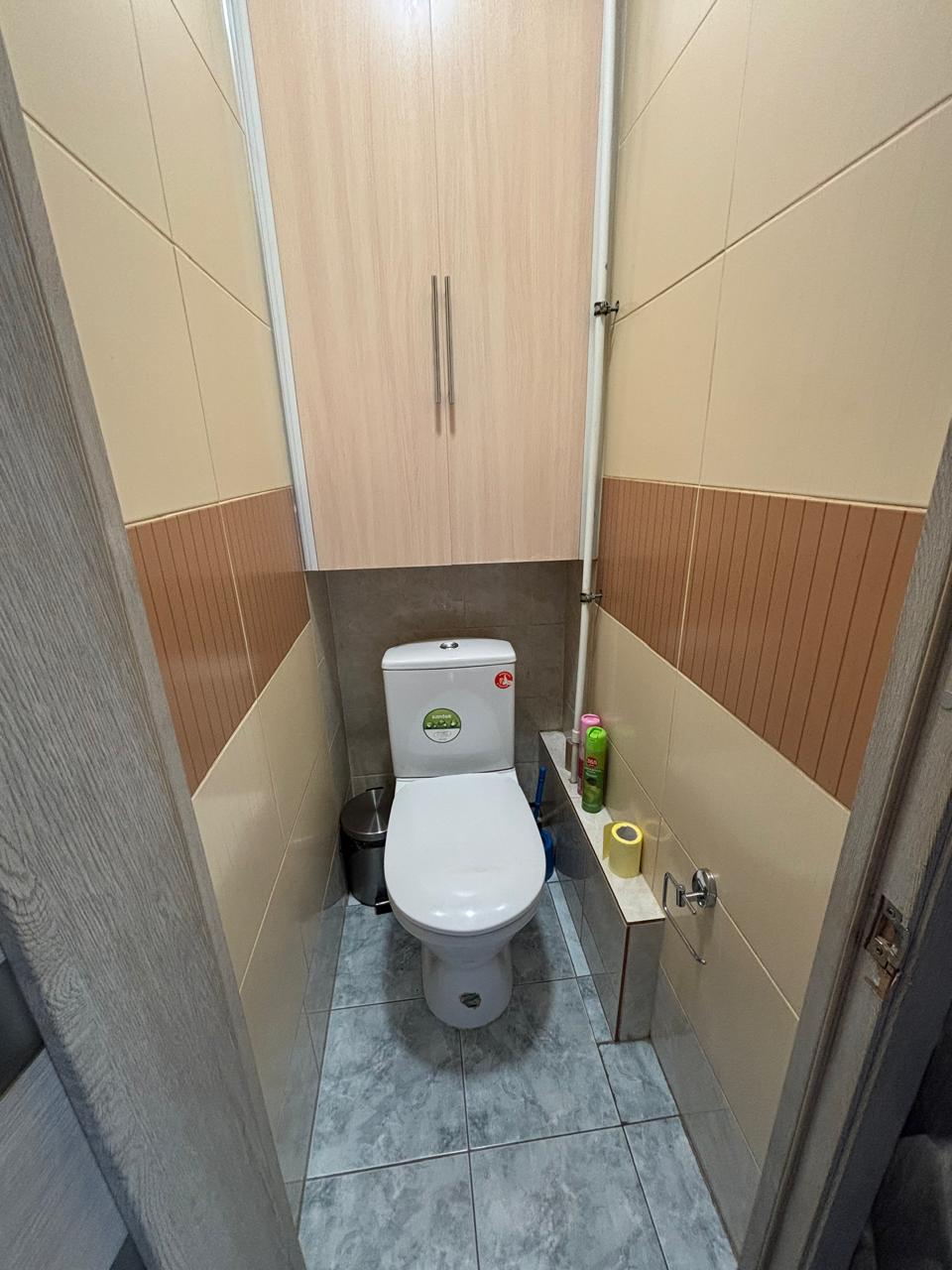 Уютная трешка напротив метро ул.Дыбенко