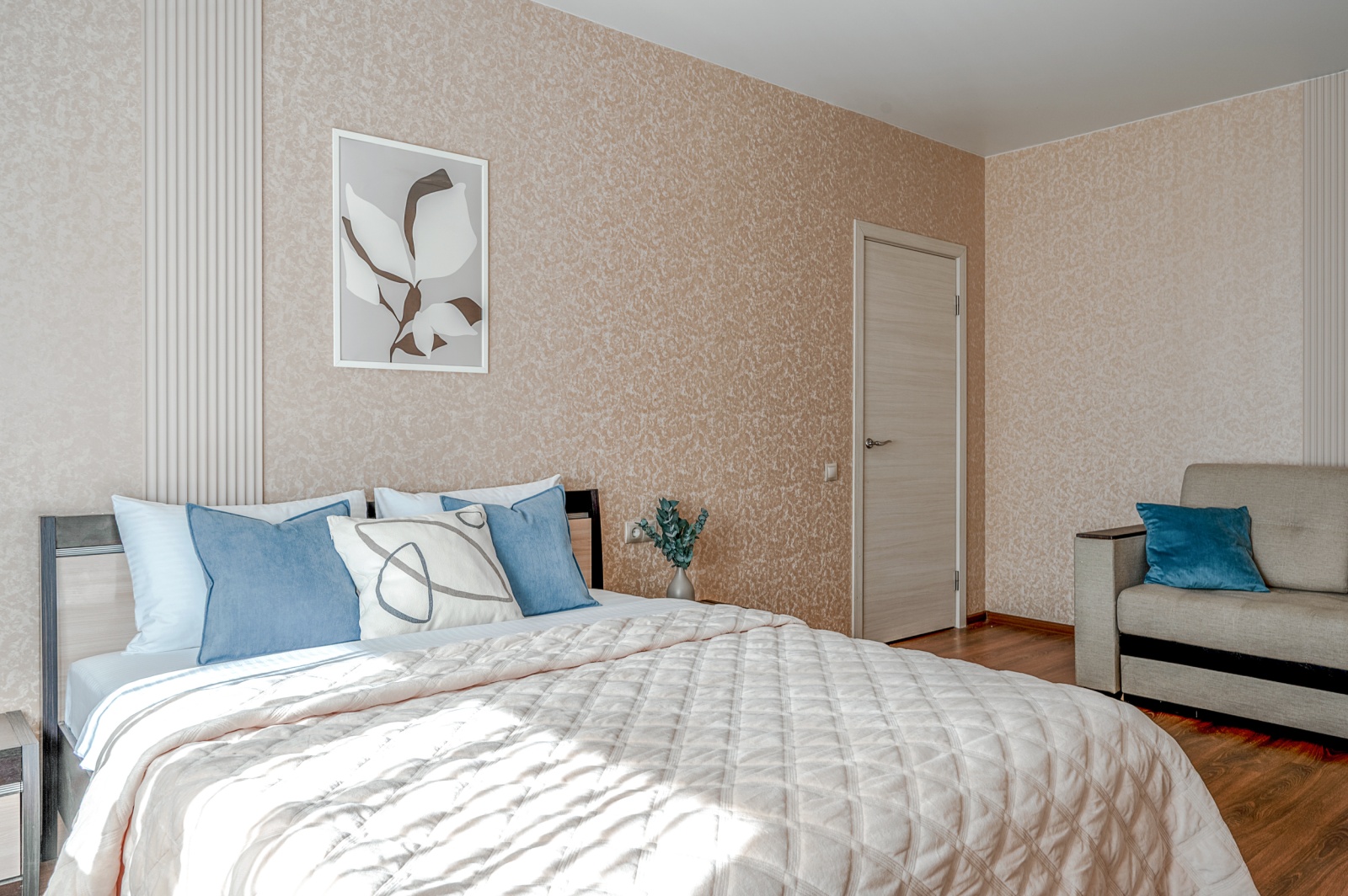 Квартира на улице Кременчугской 13/2