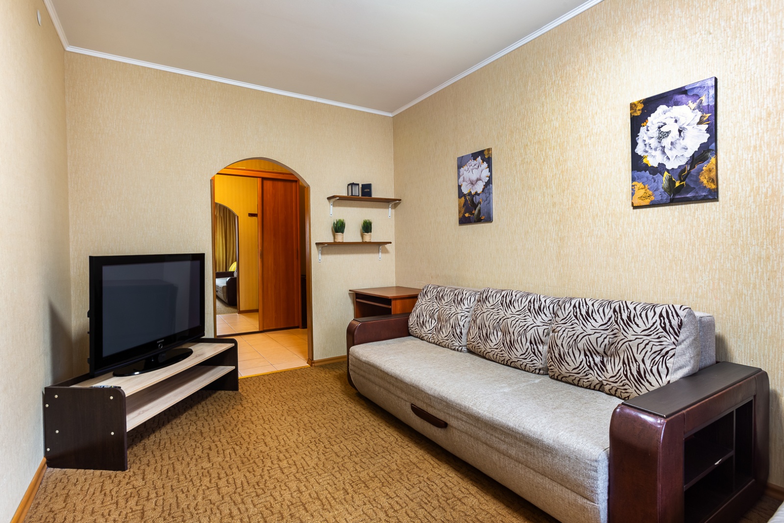 Однушка рядом с метро