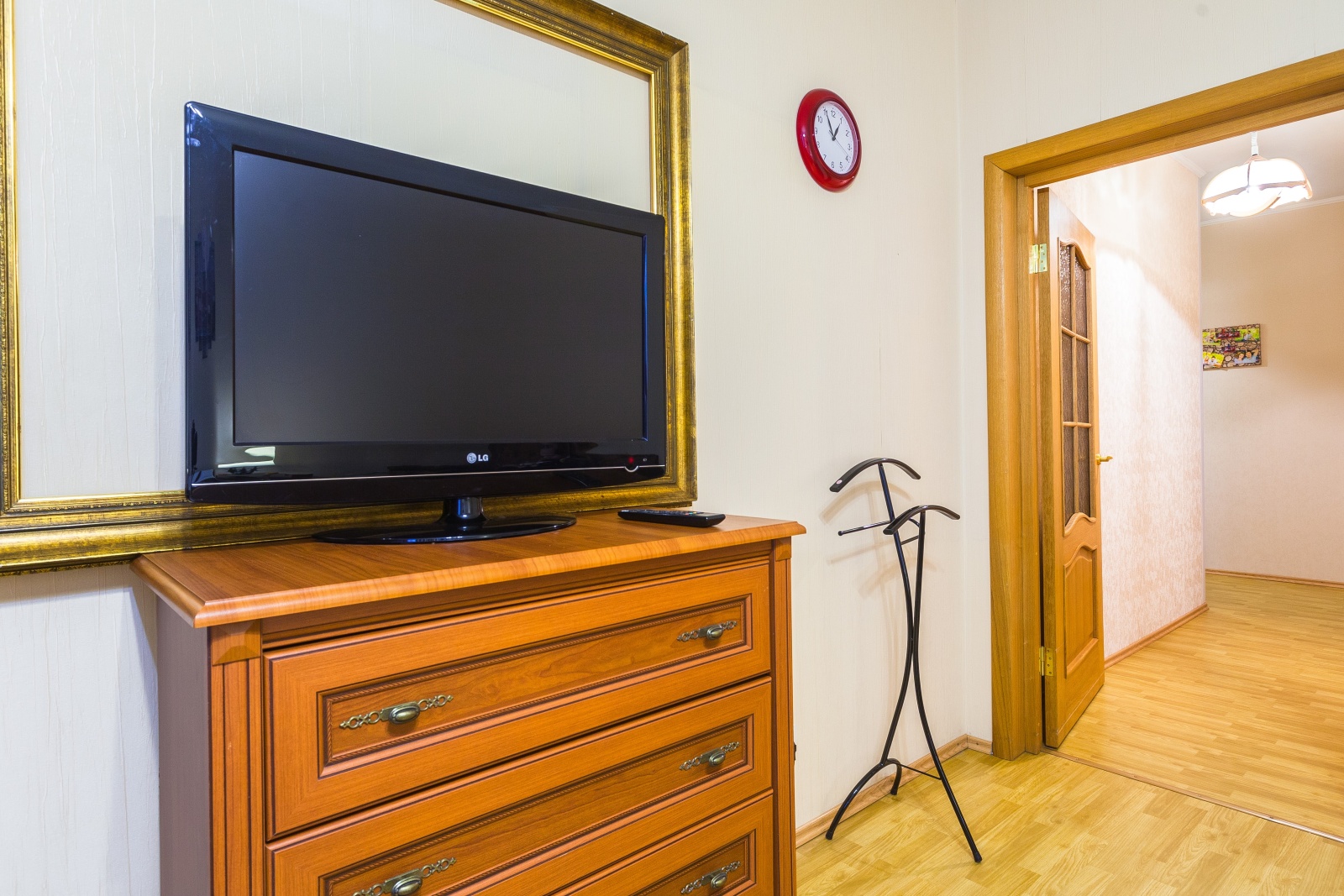 Однокомнатна квартира около НИИ Джанелидзе