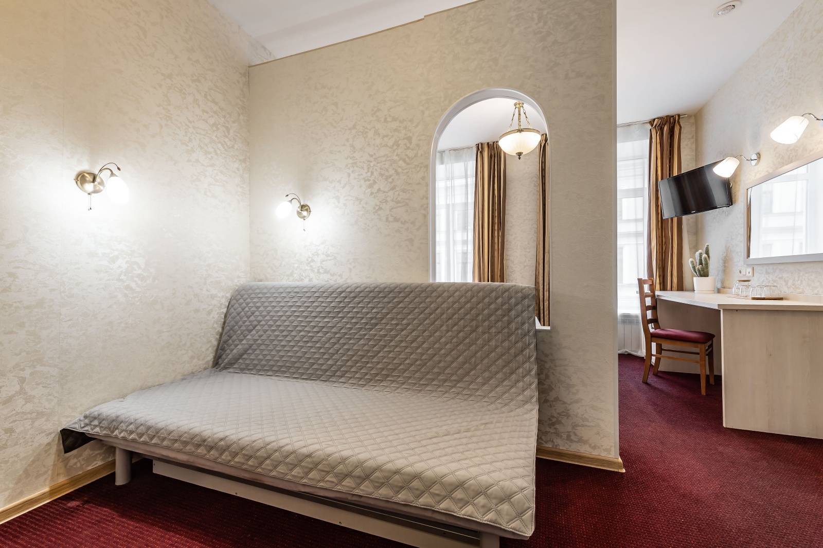 Просторный номер на Б.Конюшенной