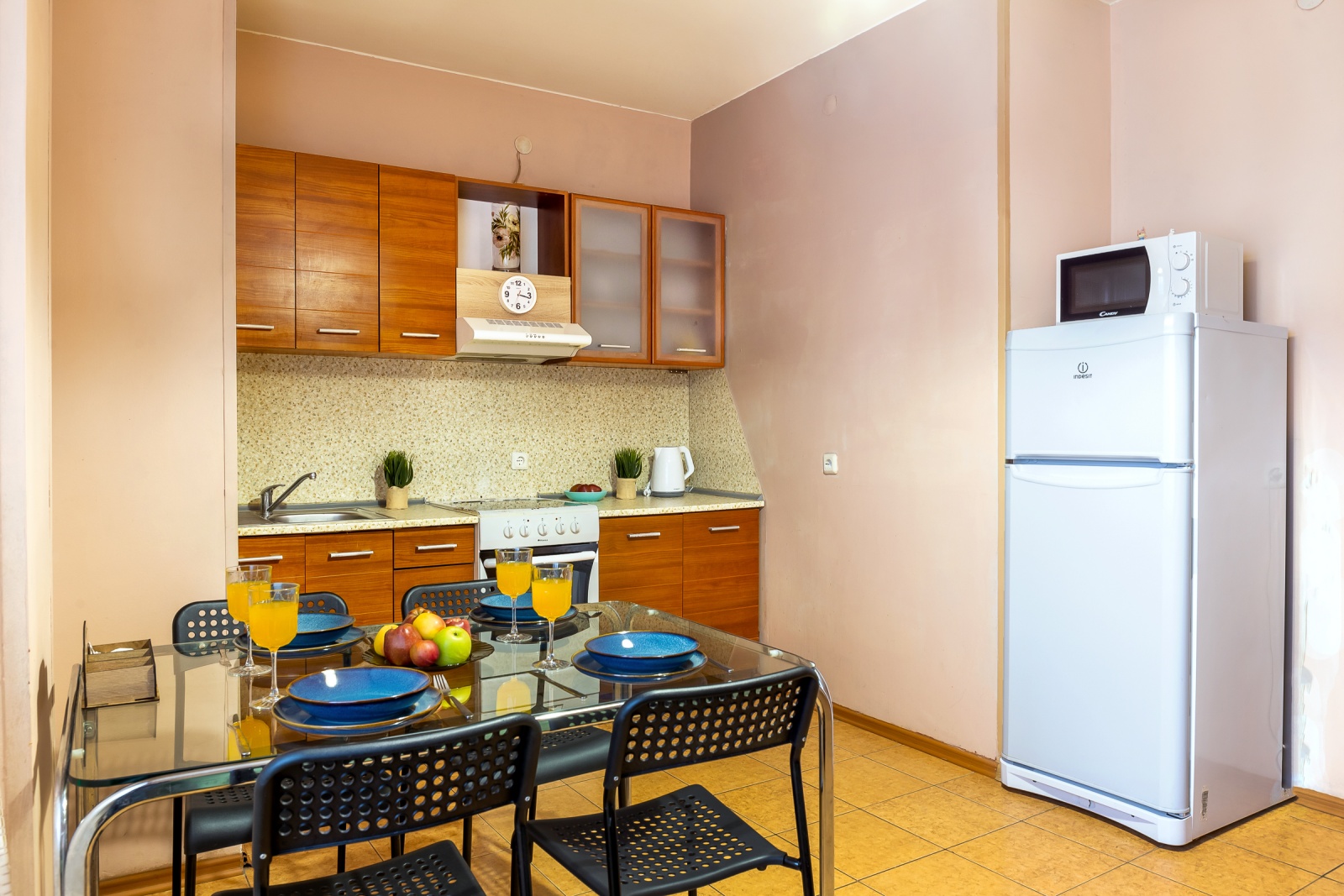 Однокомнатная около метро