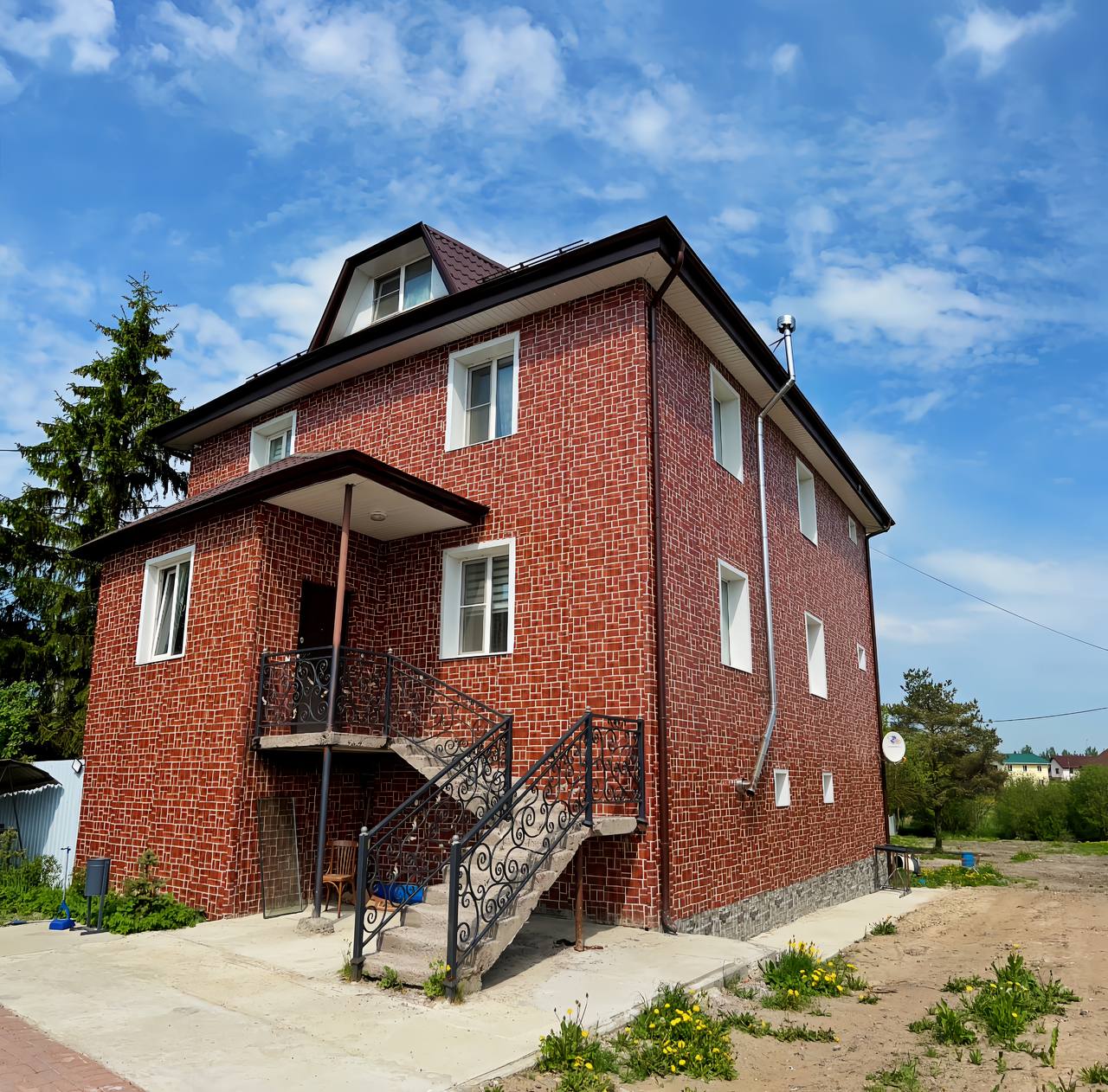 Аренда комфортабельного 5-к. дома, 400 м²