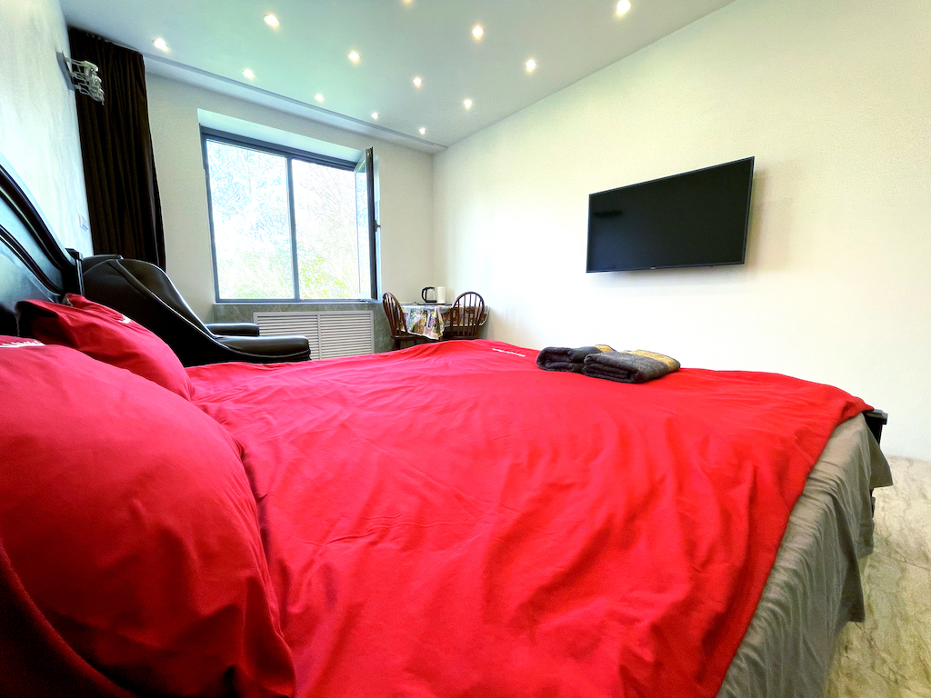 Савушкина 104 Апартаменты для 1-2 взрослых и 1-2 детей с видом на Елагин Остров