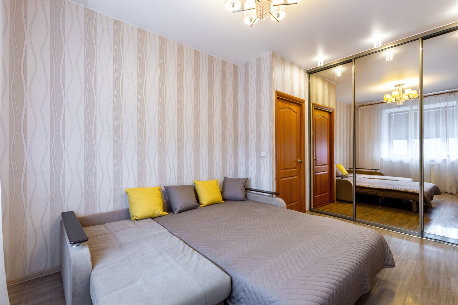 Однокомнатная на Фермском 32