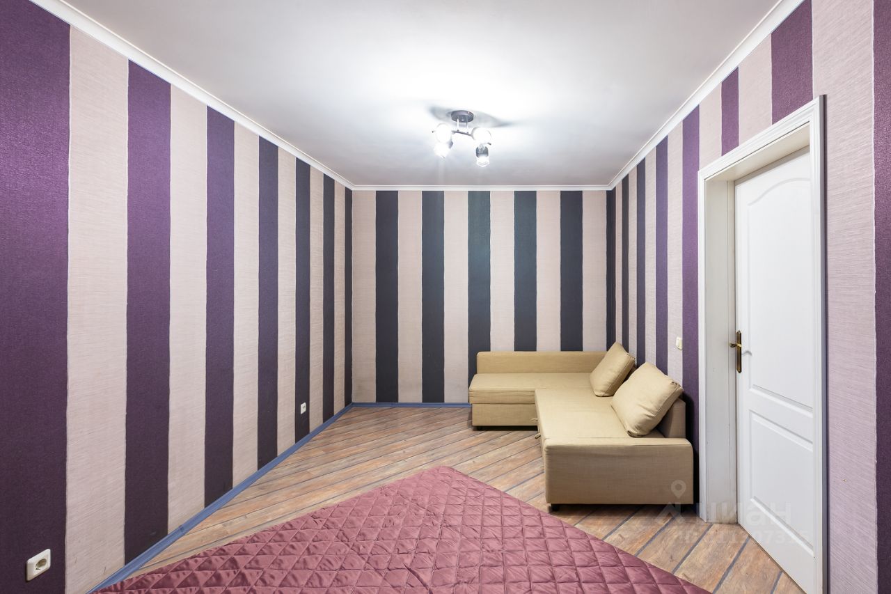 2-комнатная на Сизова 25