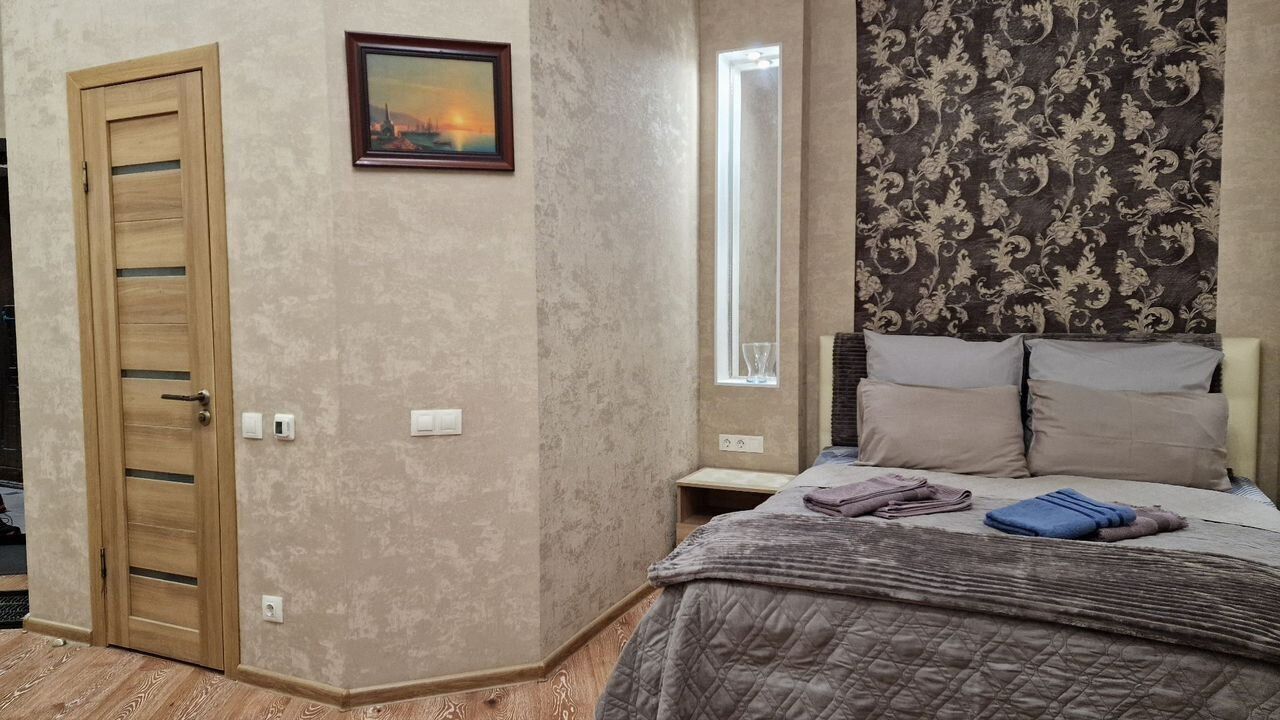 Уютная двухуровневая студия