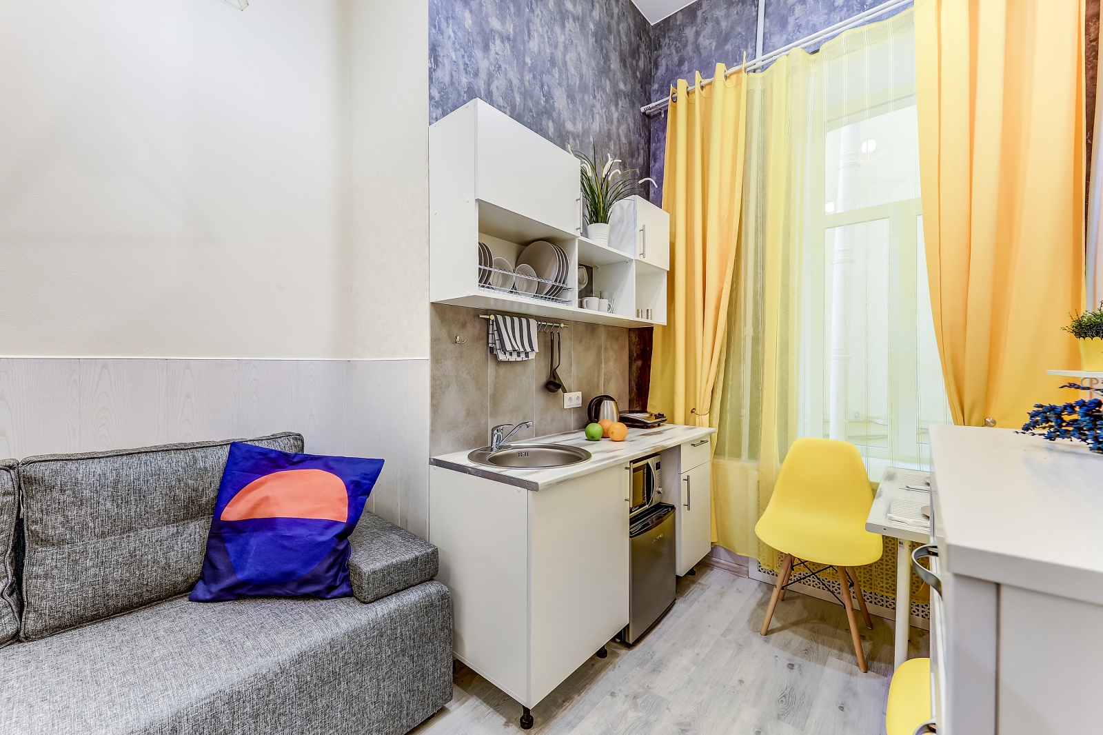 Двухуровневая студия на Моховой 32