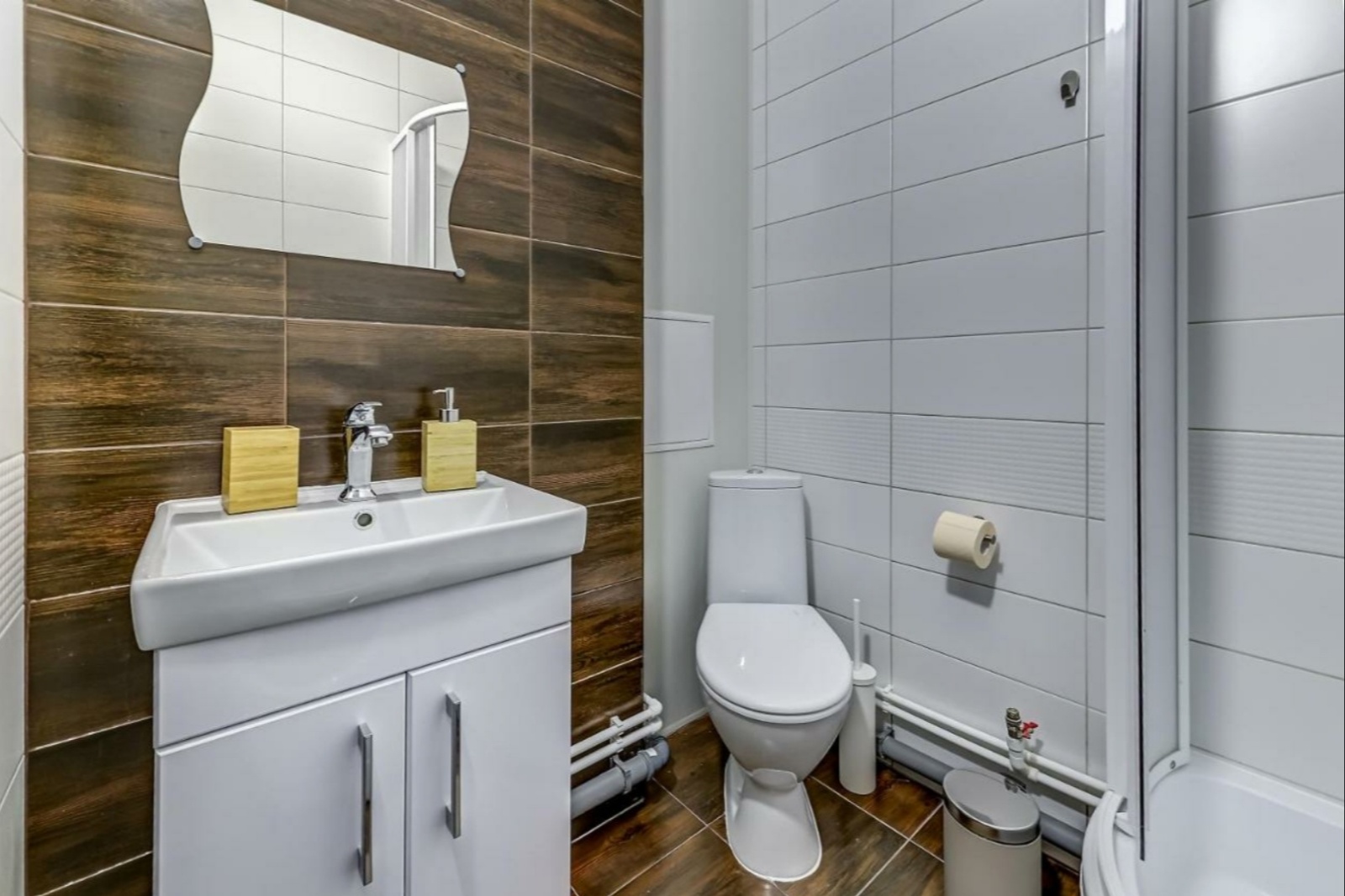 Просторная студия в новом доме рядом с метро