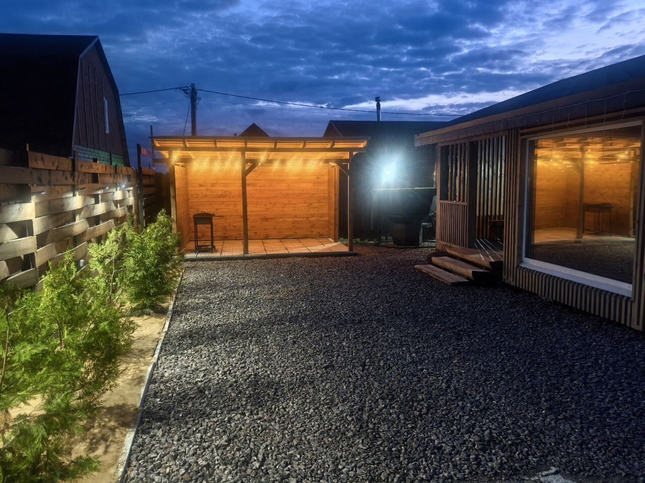 Уютный дом c чанoм и бaнeй для незабываемого oтдыхa