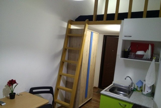 Студия на 12-я линия Васильевского острова, 29