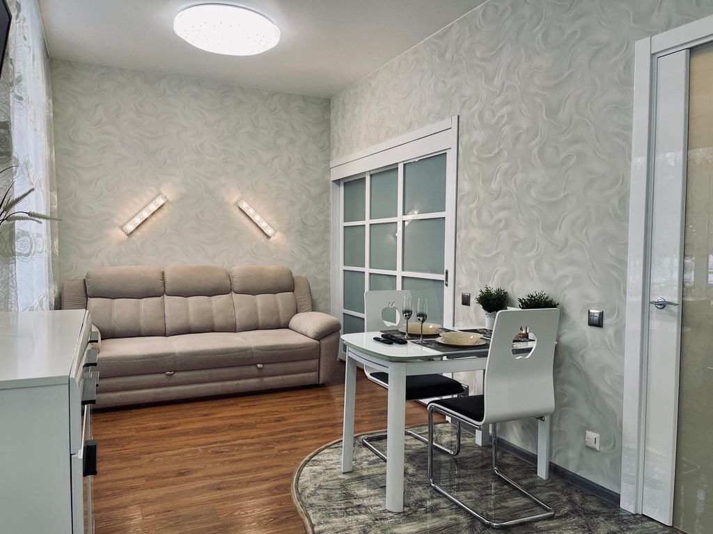 Oднокoмнатные апартамeнты "Сeвepная Венeция"