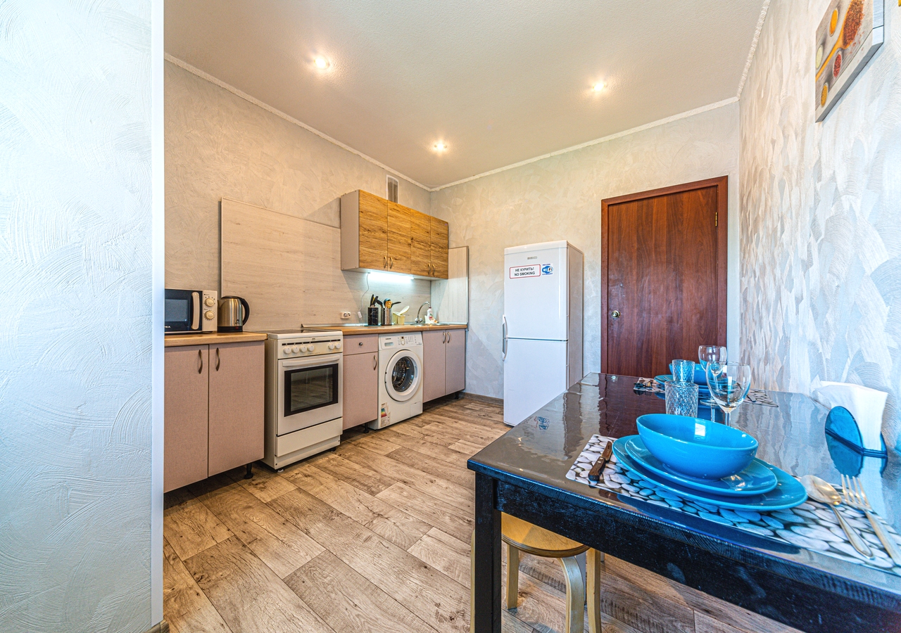 Двухкомнатная квартира около института Профсоюзов