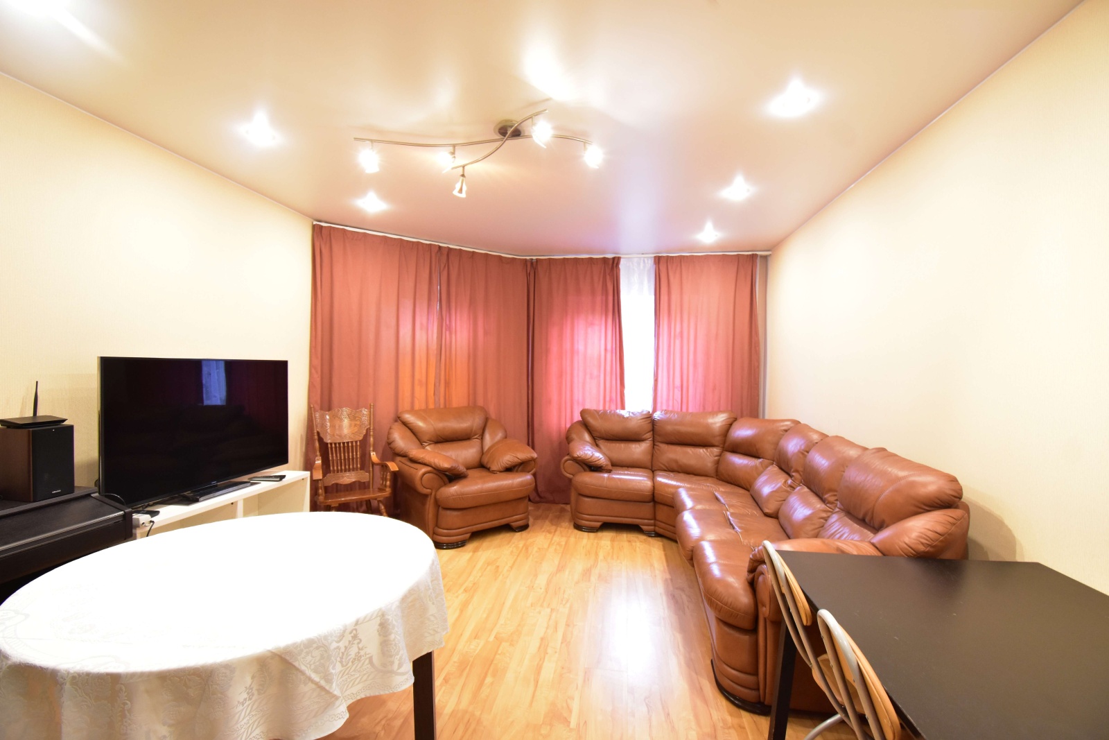 Отличная квартира для большой семьи!