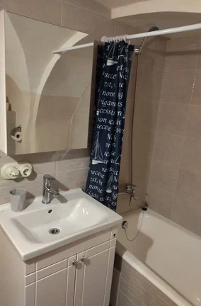 Просторная квартира на набережной Невы 