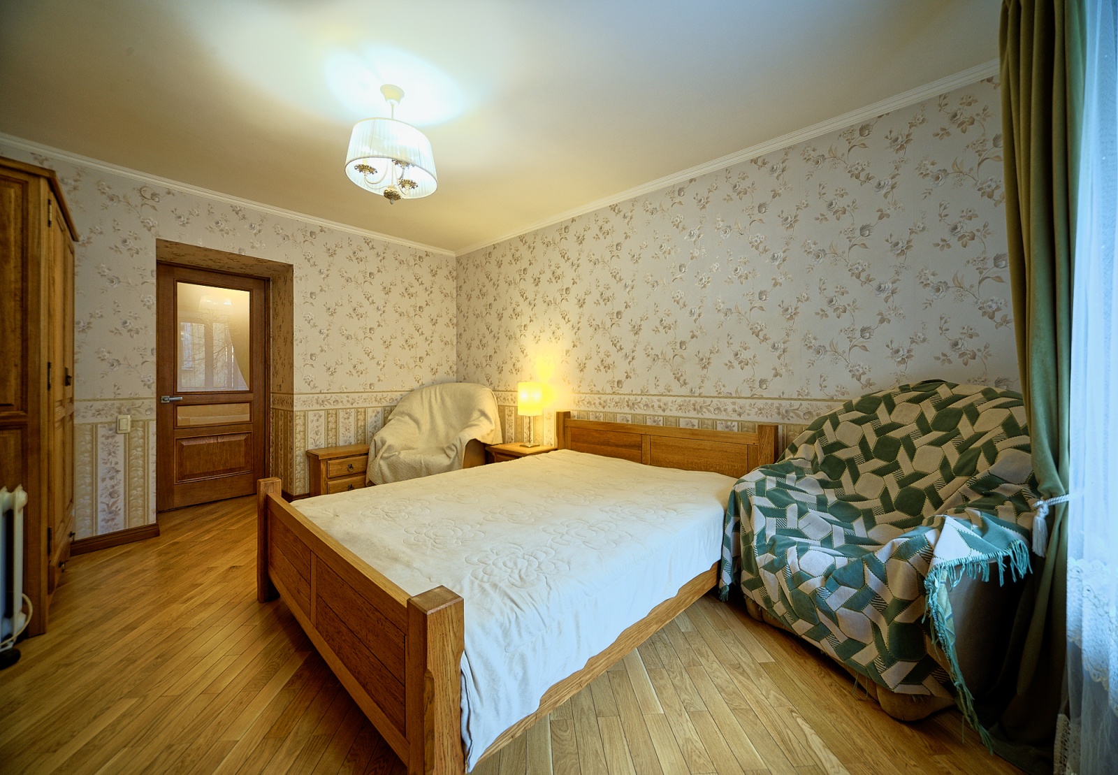 Двухкомнатная квартира на Невском проспекте рядом с Московским вокзалом