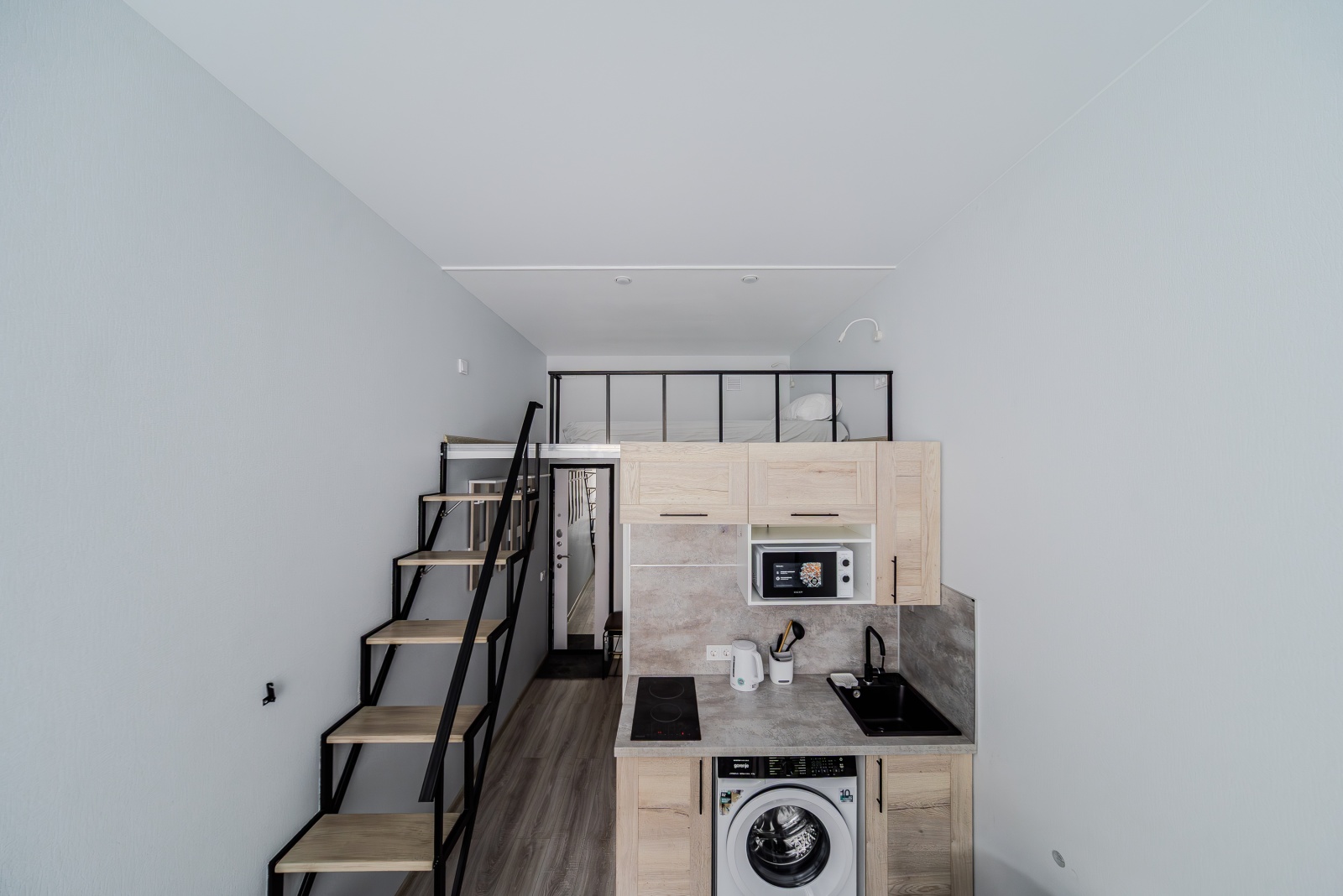 Коломенская 10