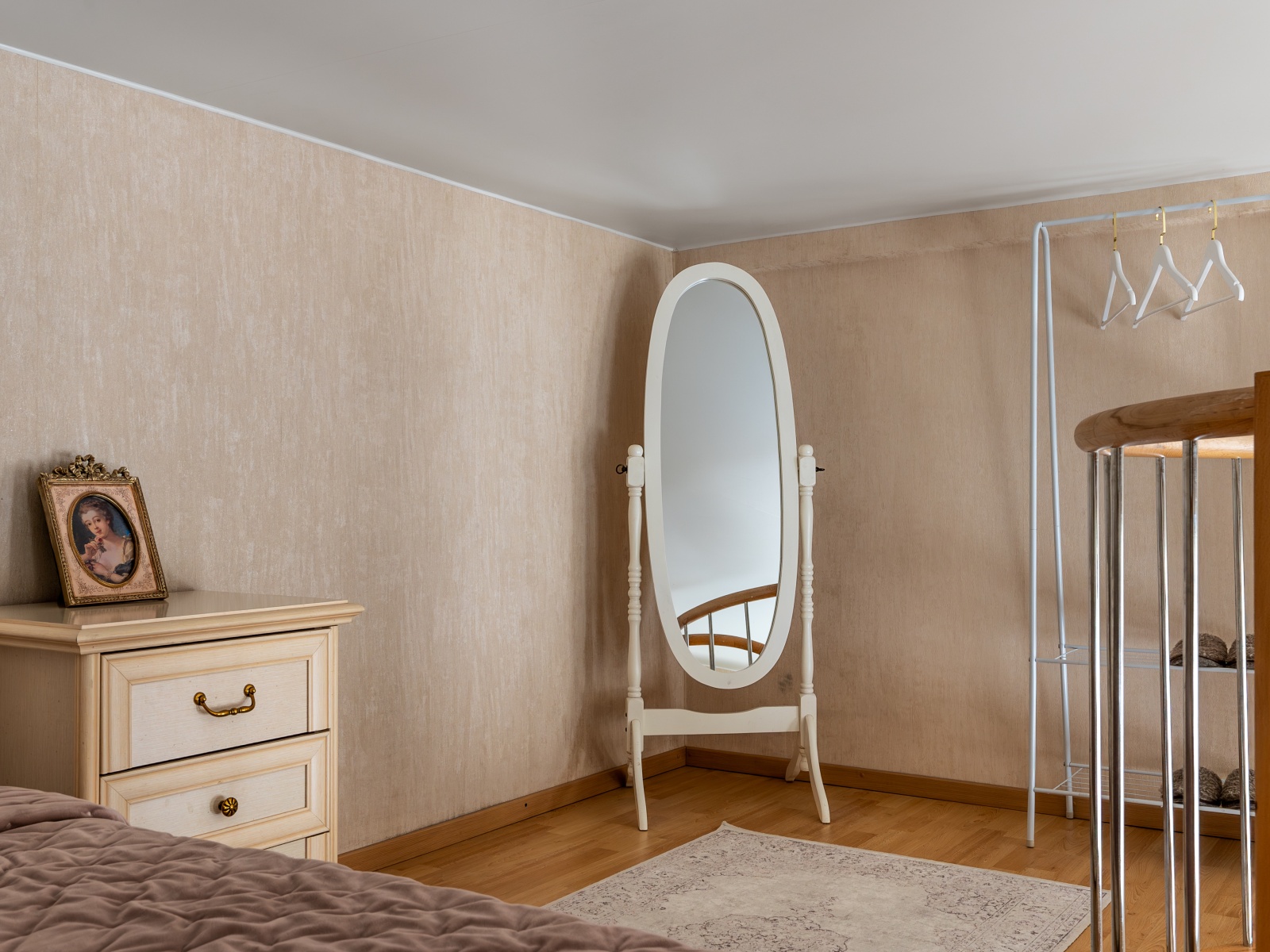 Атмосферная большая двухъярусная квартира-студия в историческом центре Санкт-Петербурга!