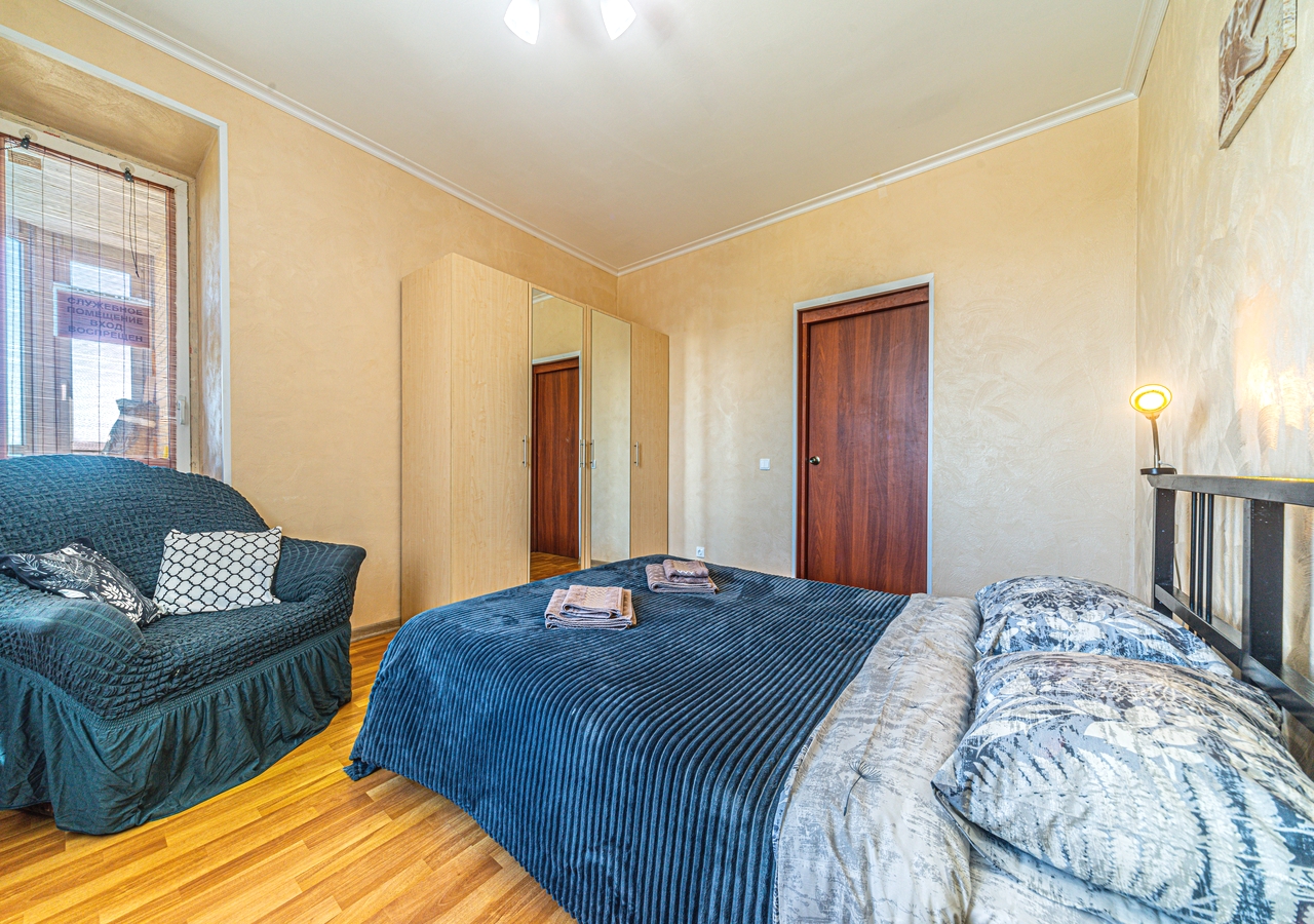 Двухкомнатная квартира около института Профсоюзов