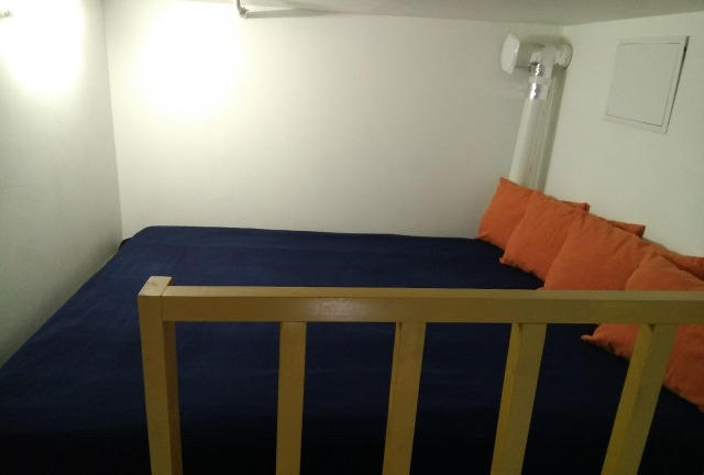 Студия на 12-я линия Васильевского острова, 29