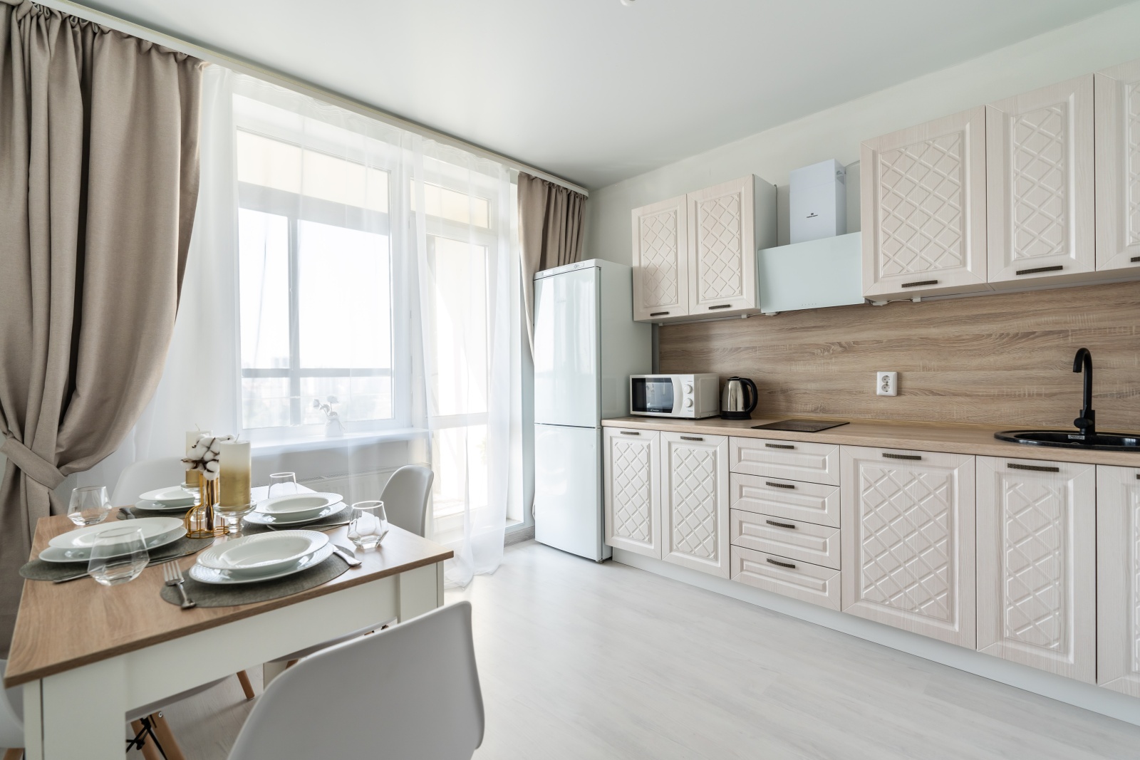 Уютно и точка! Панорамные окна и шикарный вид на закат!