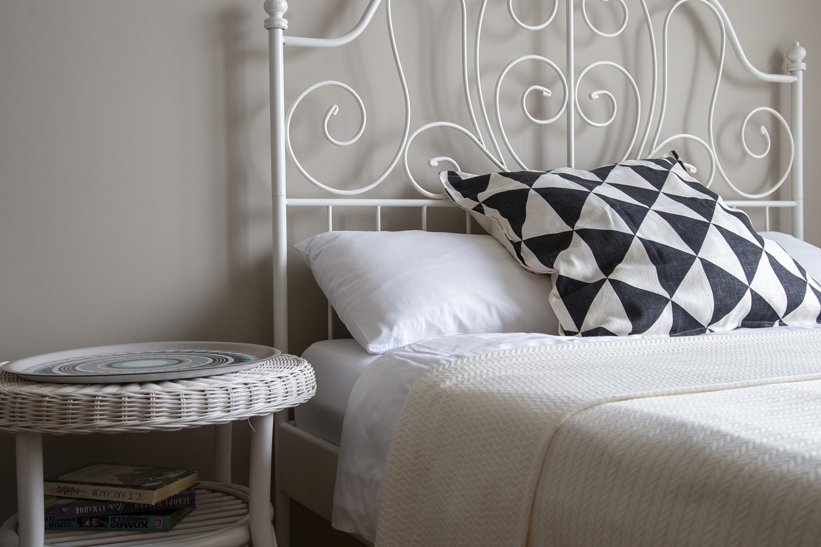 Просторные светлые апартаменты Город Рек на набережной реки Невы (ЖК Мегалит)