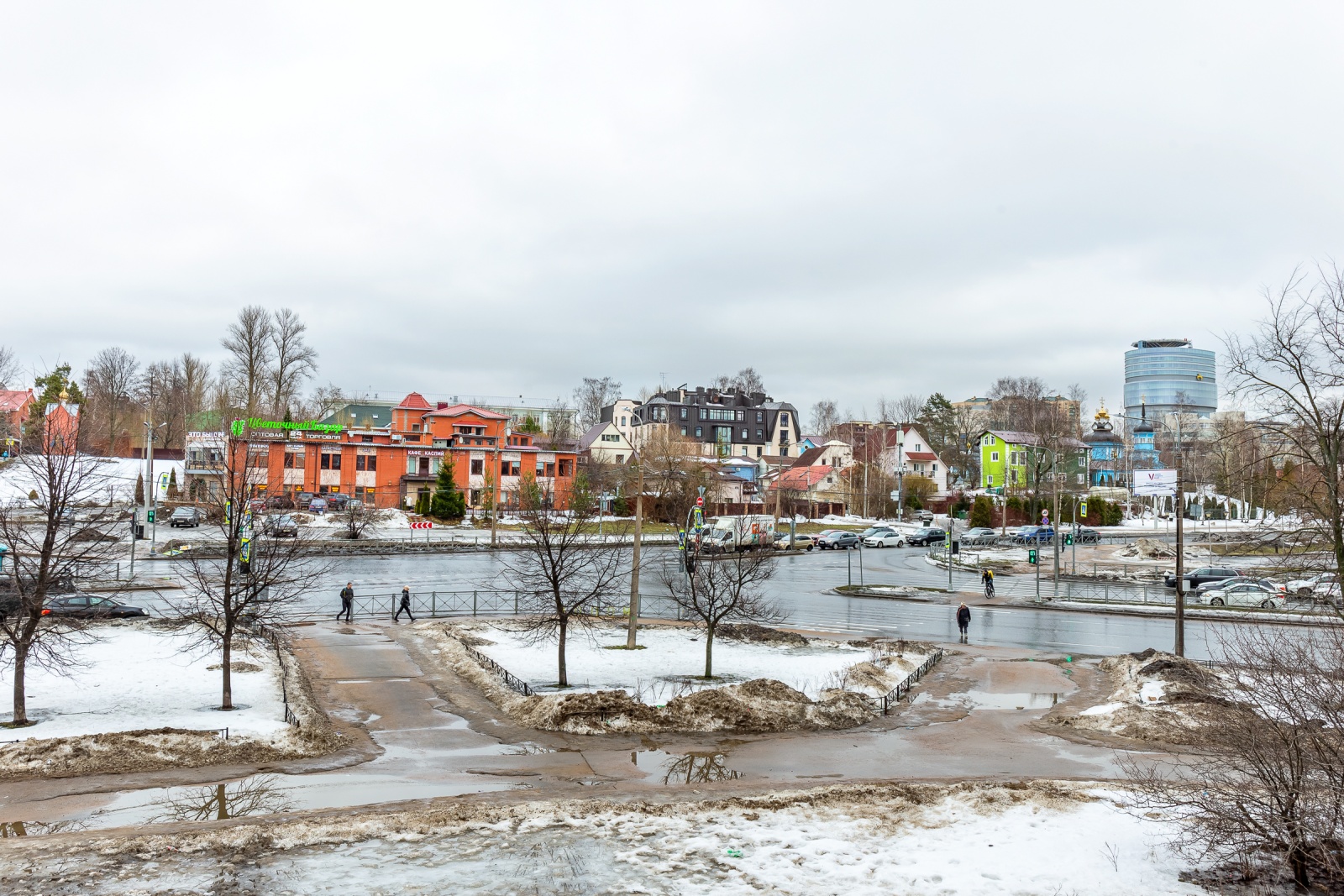 2-комнатная на Коломяжском 36/2