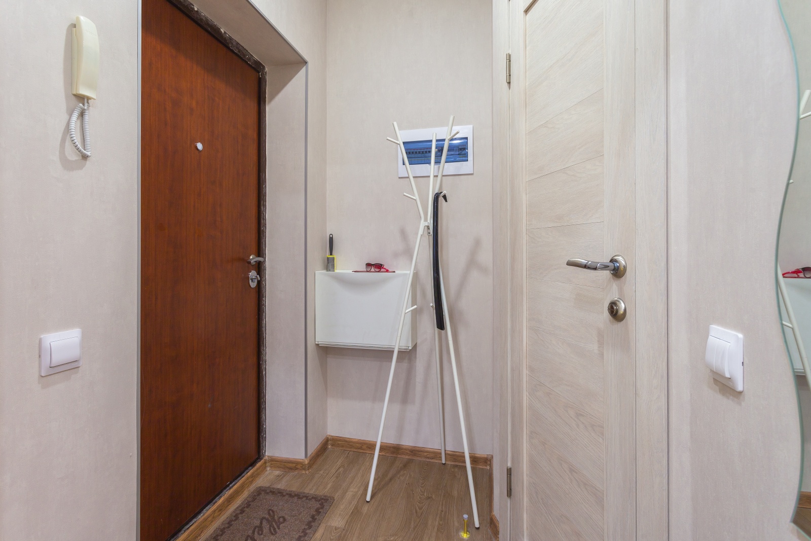 Дизайнерские апартаменты в элитном ЖК "Граф Орлов" (бирюза)