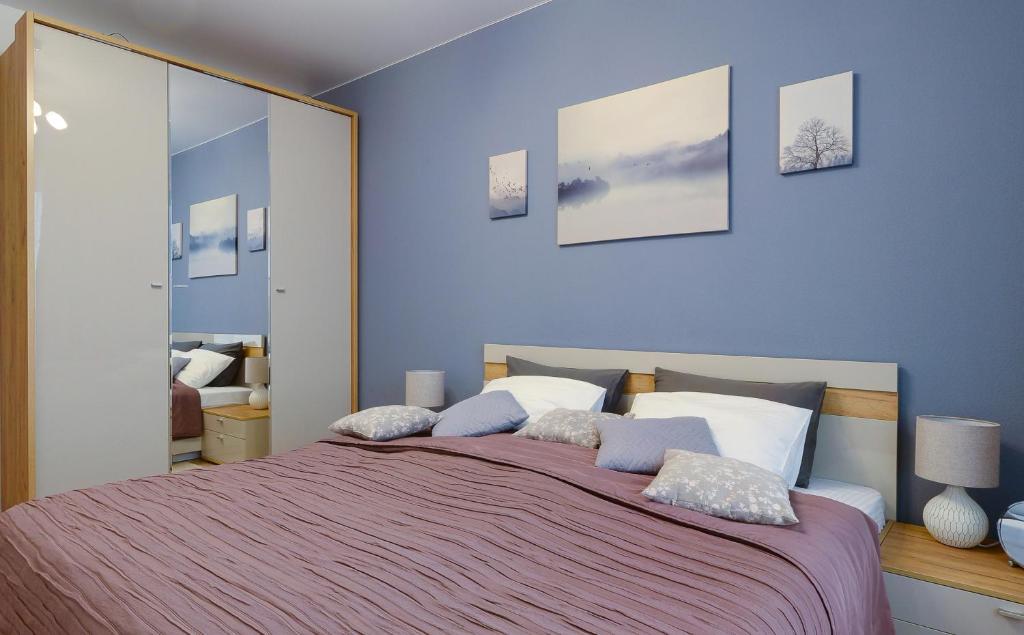 Апартаменты GreenGrey на Дальневосточном