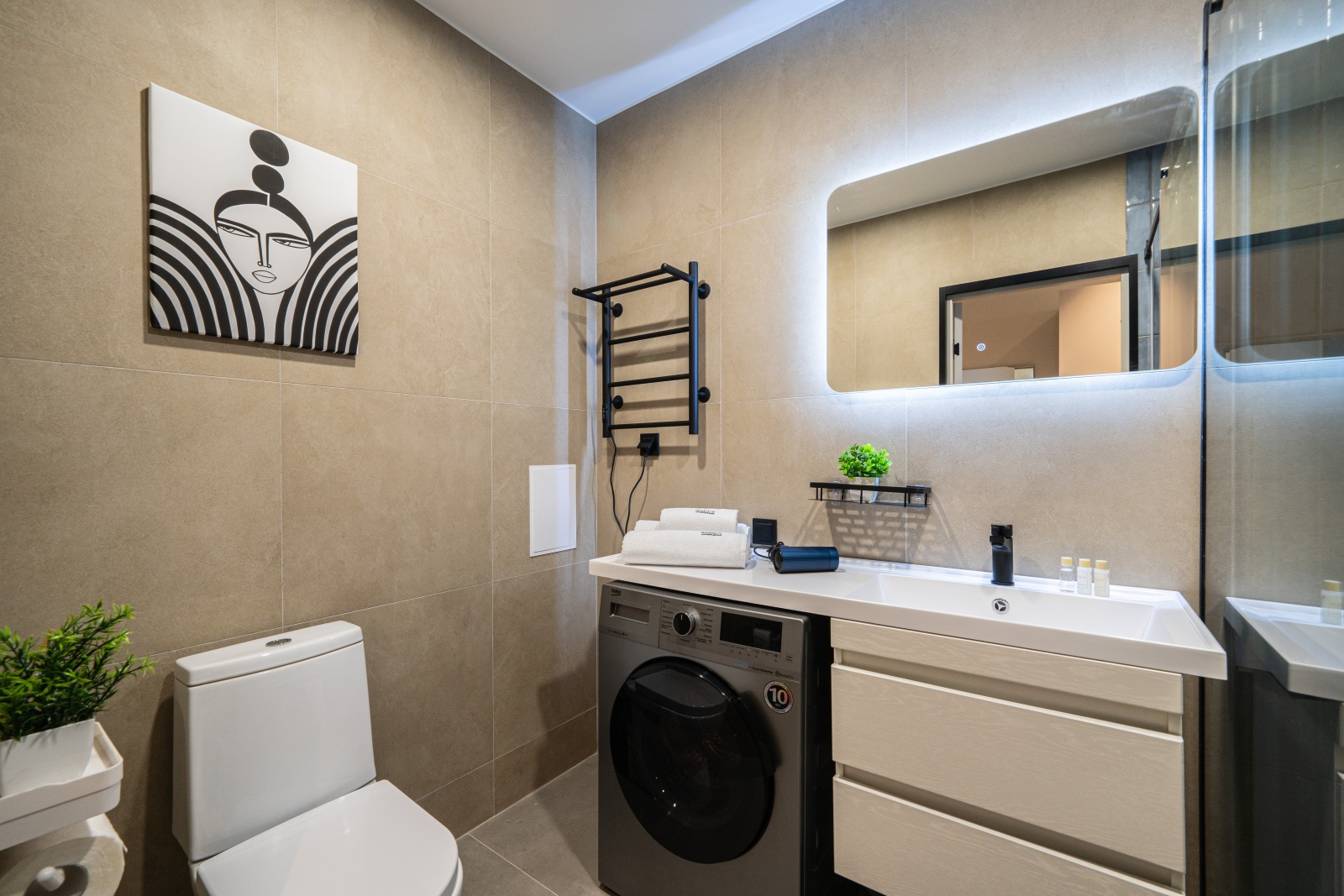 Inndays Apartments на Ладожской