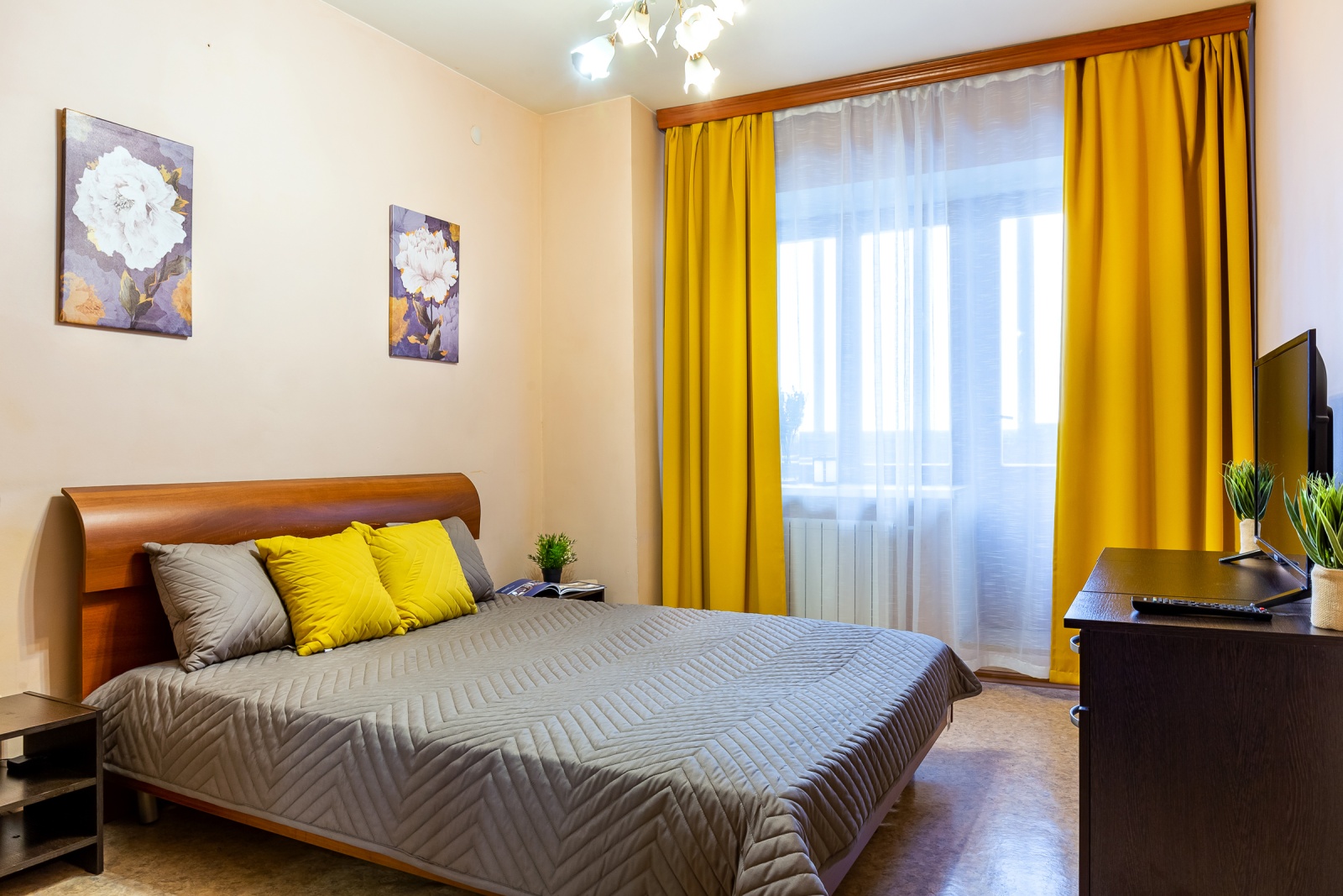 Однокомнатная около метро