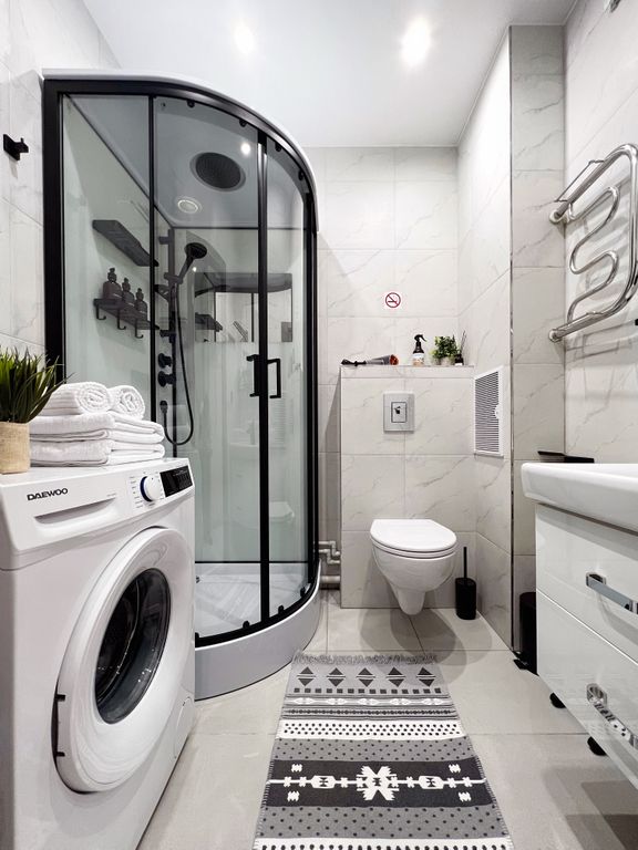 Отличная квартира в Адмиралтейском районе Санкт-Пeтербургa на берегу Обводного канала!