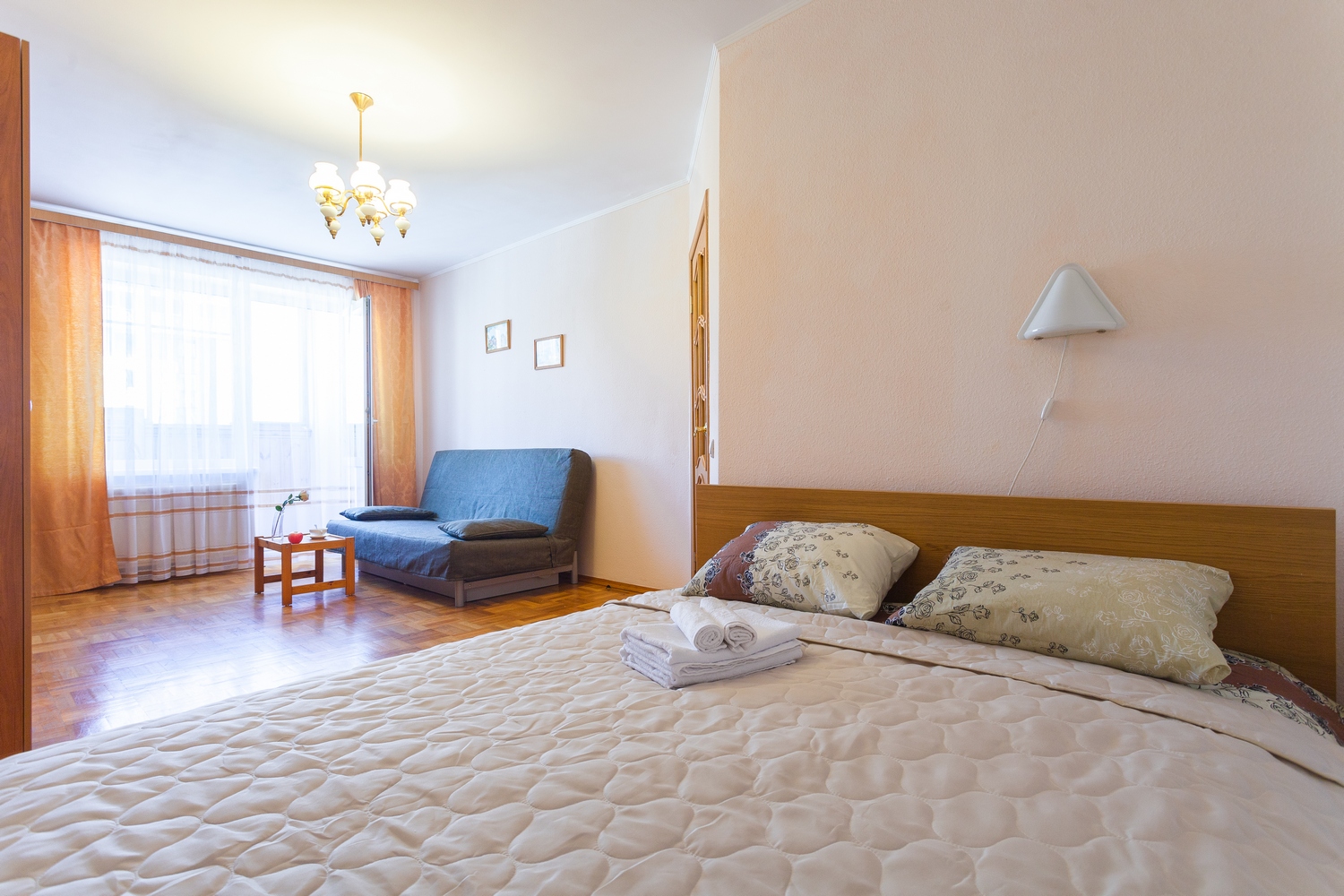 Однокомнатная квартира около метро "Звёздная"