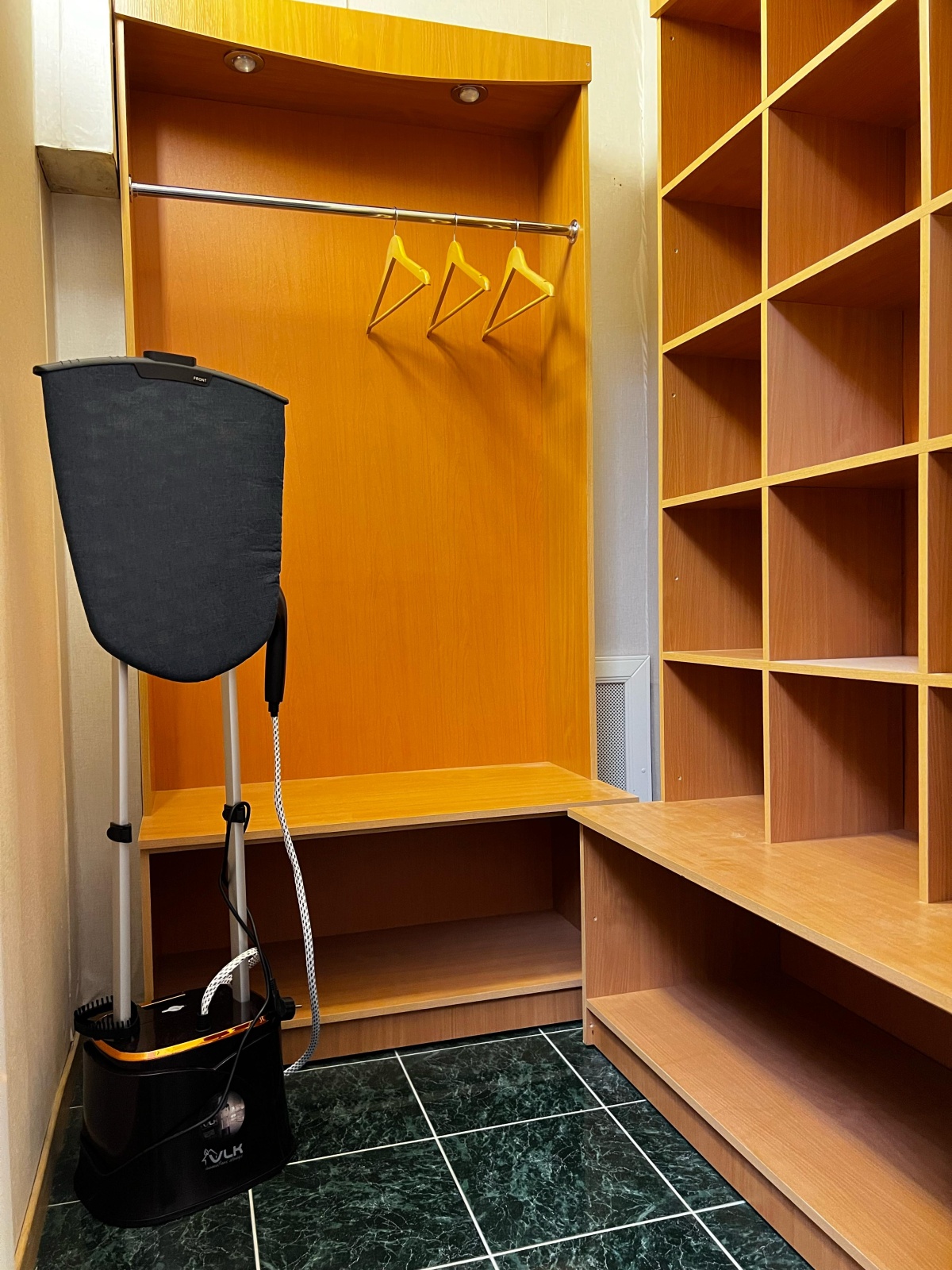 Атмосферная большая двухъярусная квартира-студия в историческом центре Санкт-Петербурга!