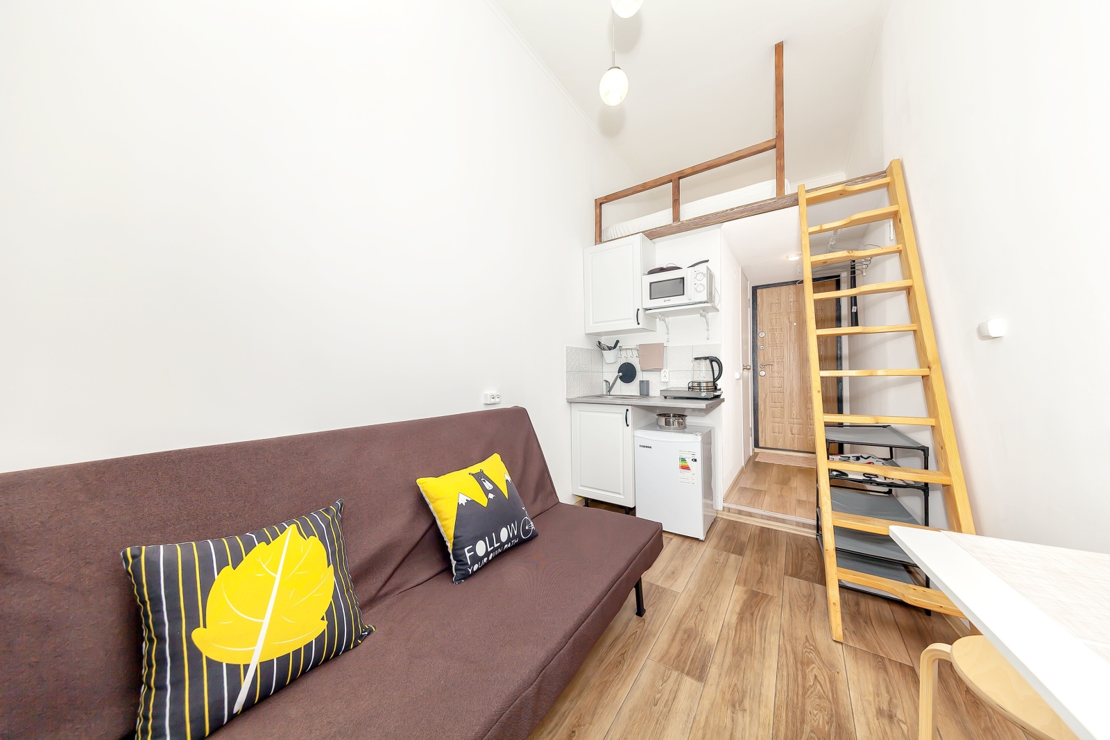 Студия на Васильевском острове