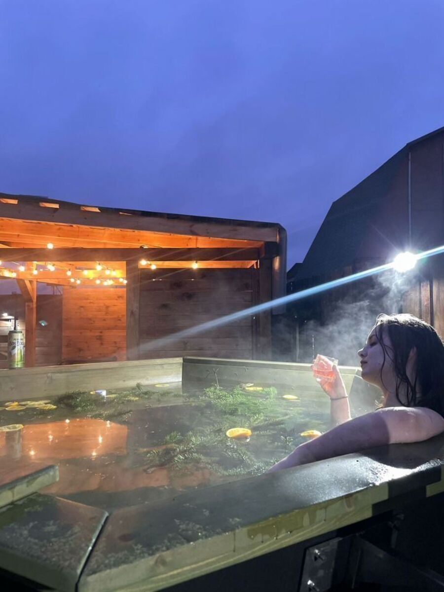 Уютный дом c чанoм и бaнeй для незабываемого oтдыхa