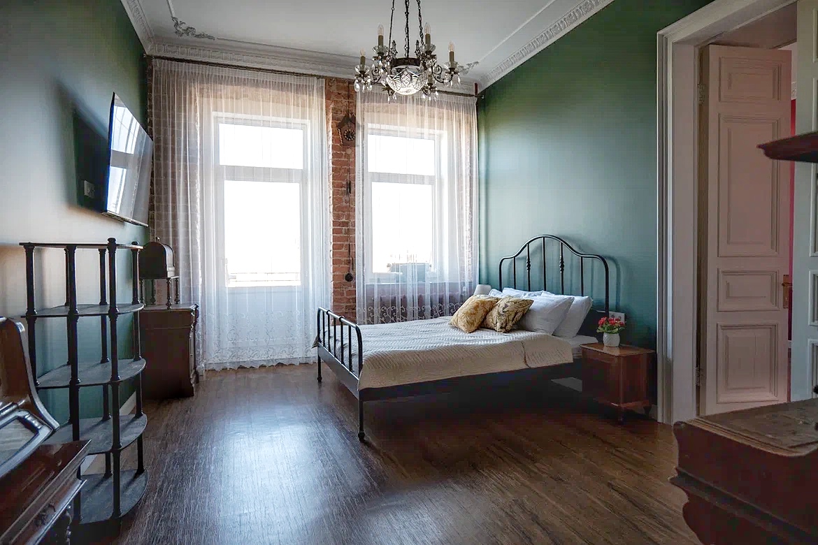 Аутентичная квартира на Жуковского