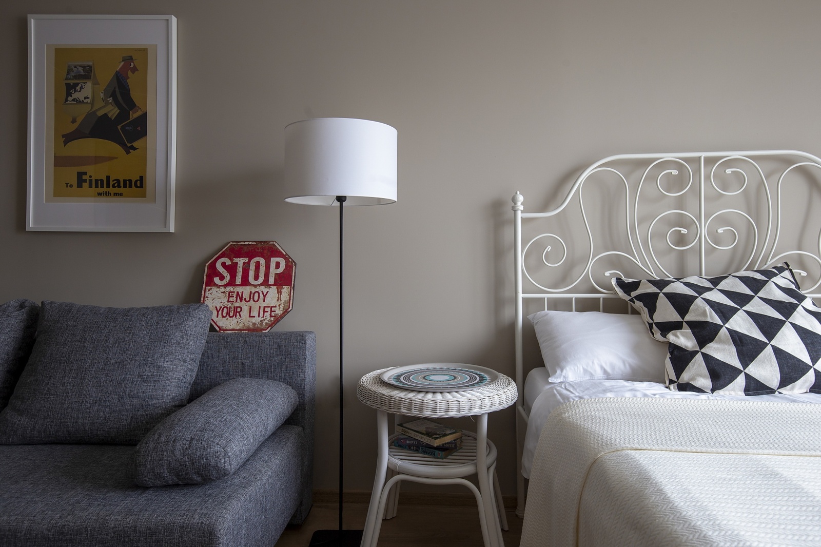 Просторные светлые апартаменты Город Рек на набережной реки Невы (ЖК Мегалит)