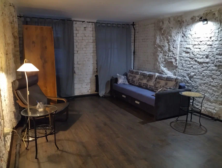 Просторная квартира на набережной Невы 