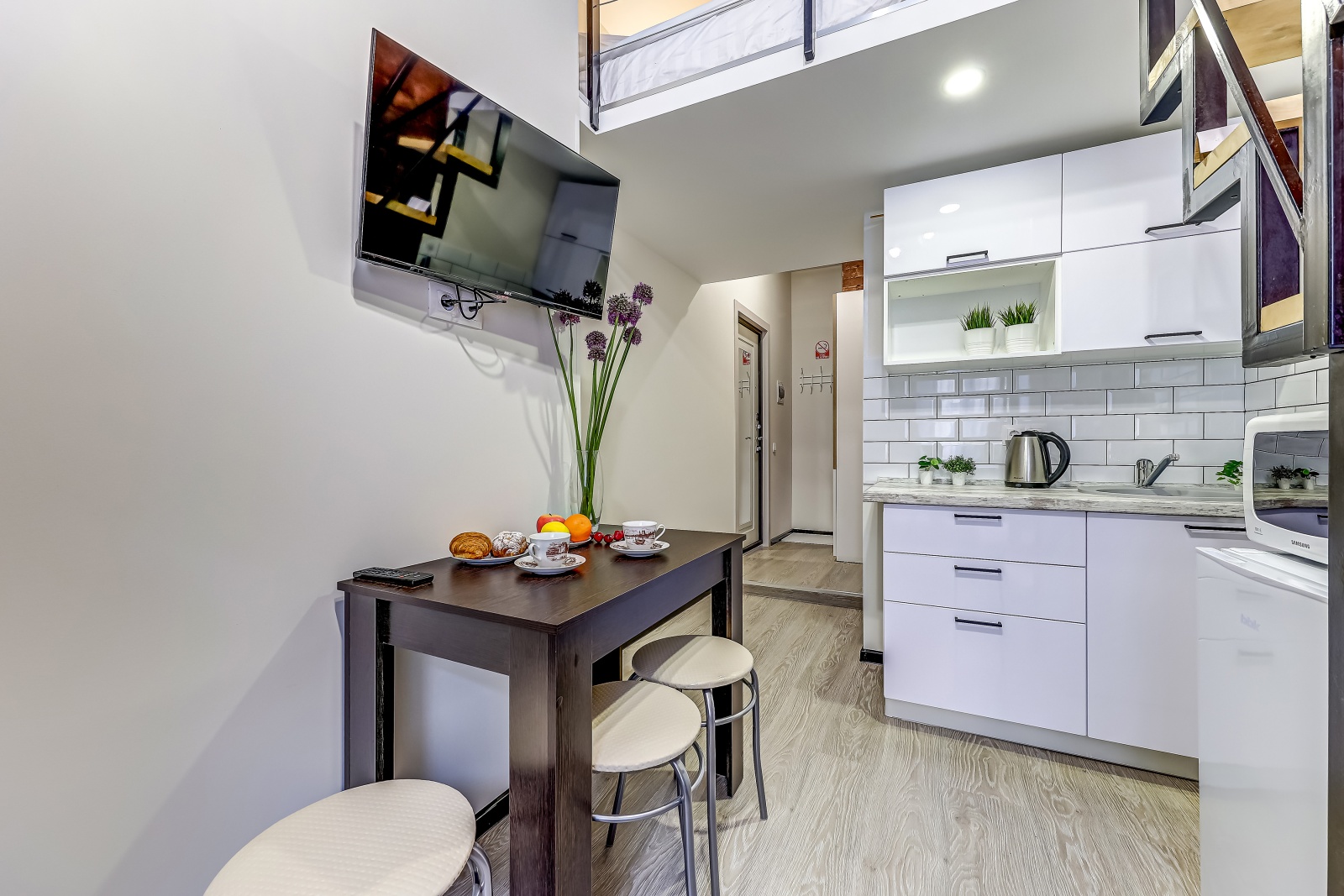 Двухуровневая студия в центре Санкт-Петербурга