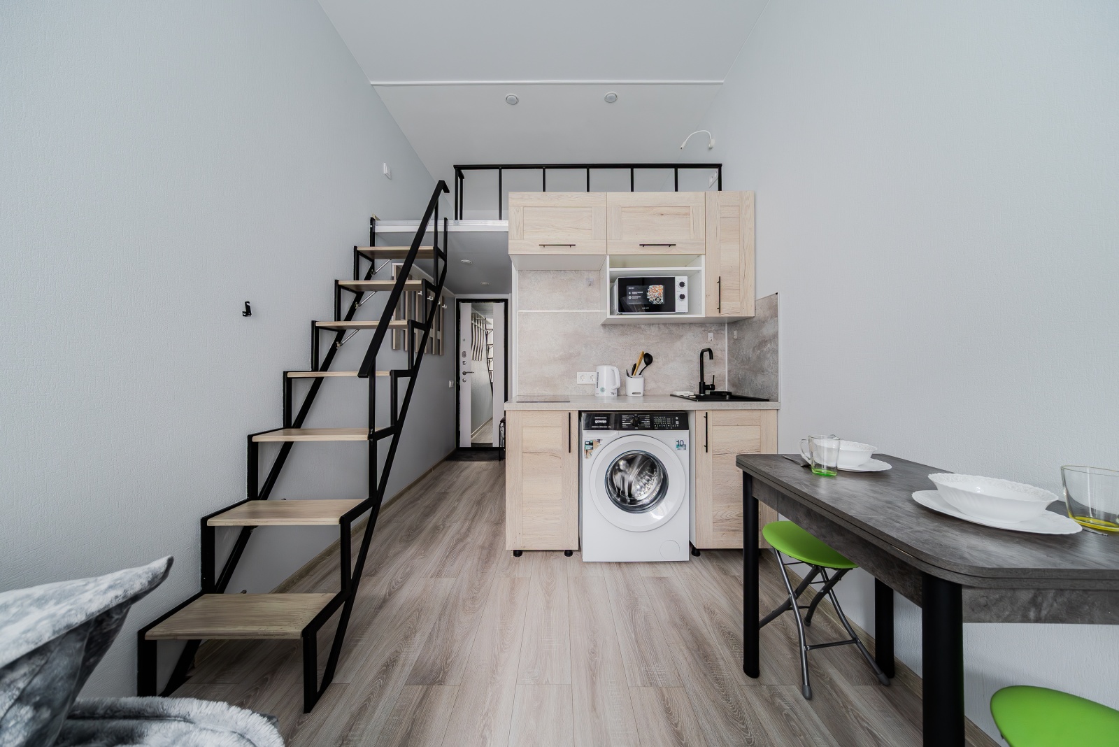 Коломенская 10