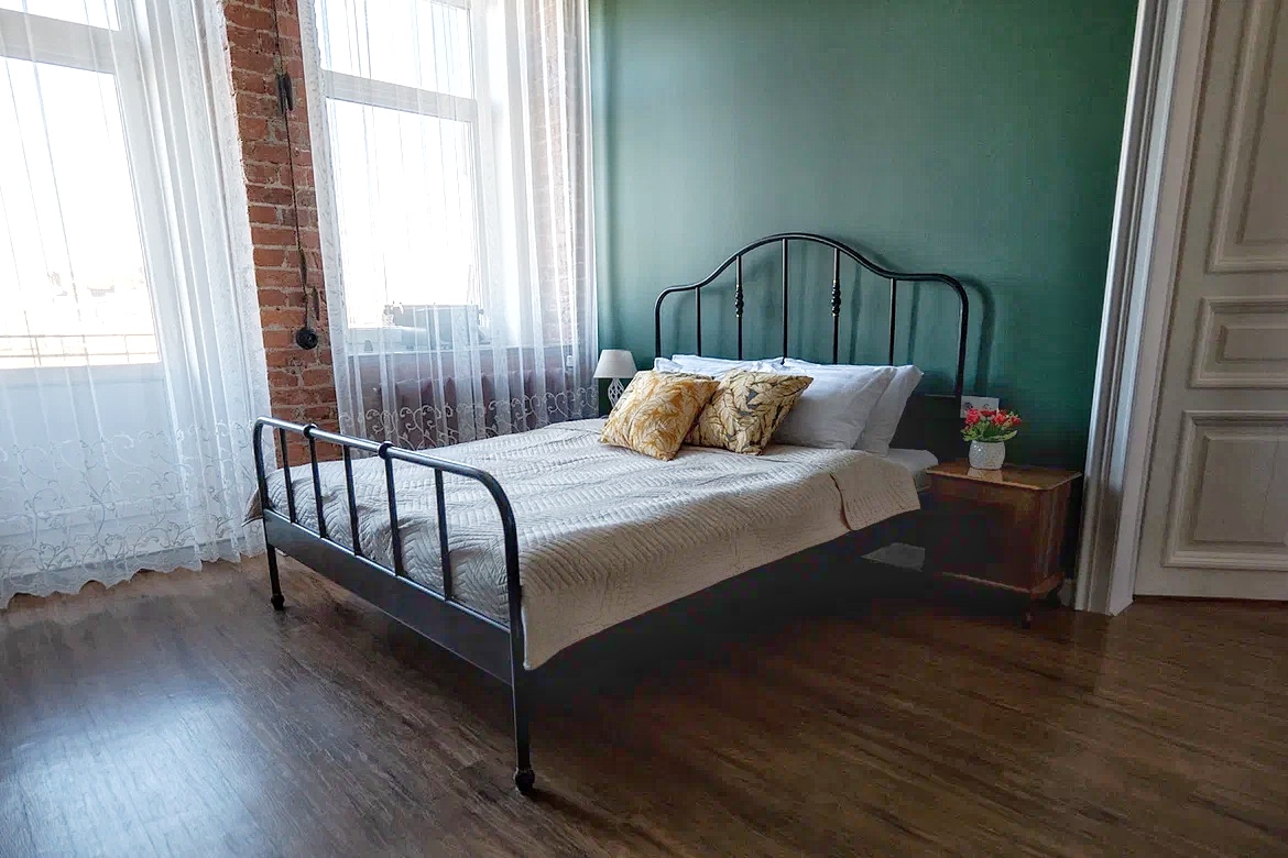 Аутентичная квартира на Жуковского